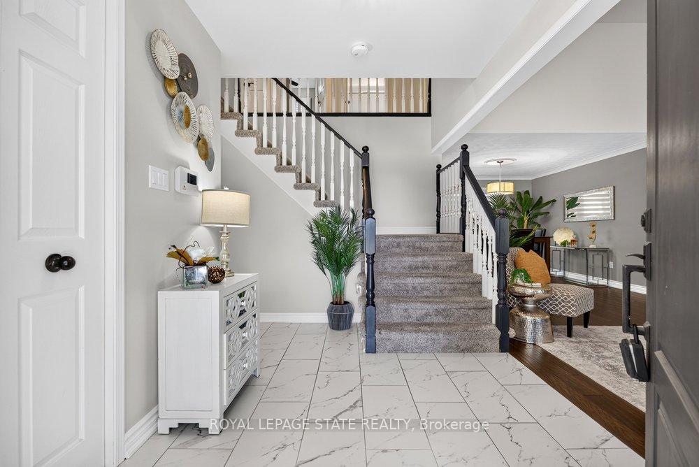 Photo 13 of 5140 Crimson King Way, Lincoln, Beamsville — HOMEH