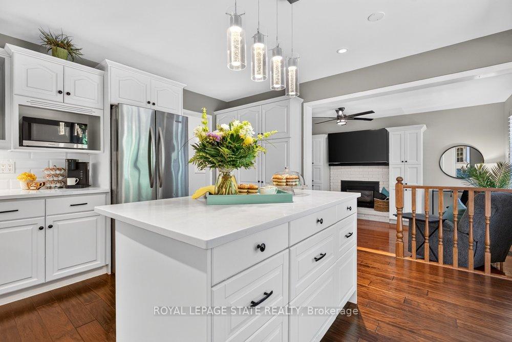 Photo 19 of 5140 Crimson King Way, Lincoln, Beamsville — HOMEH