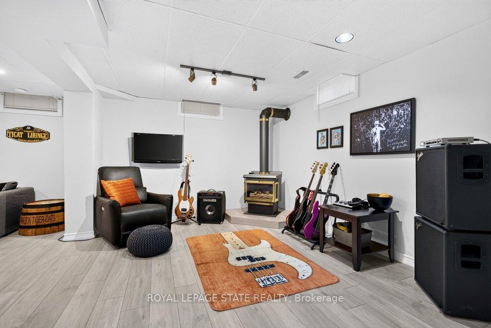 Photo 34 of 5140 Crimson King Way, Lincoln, Beamsville — HOMEH