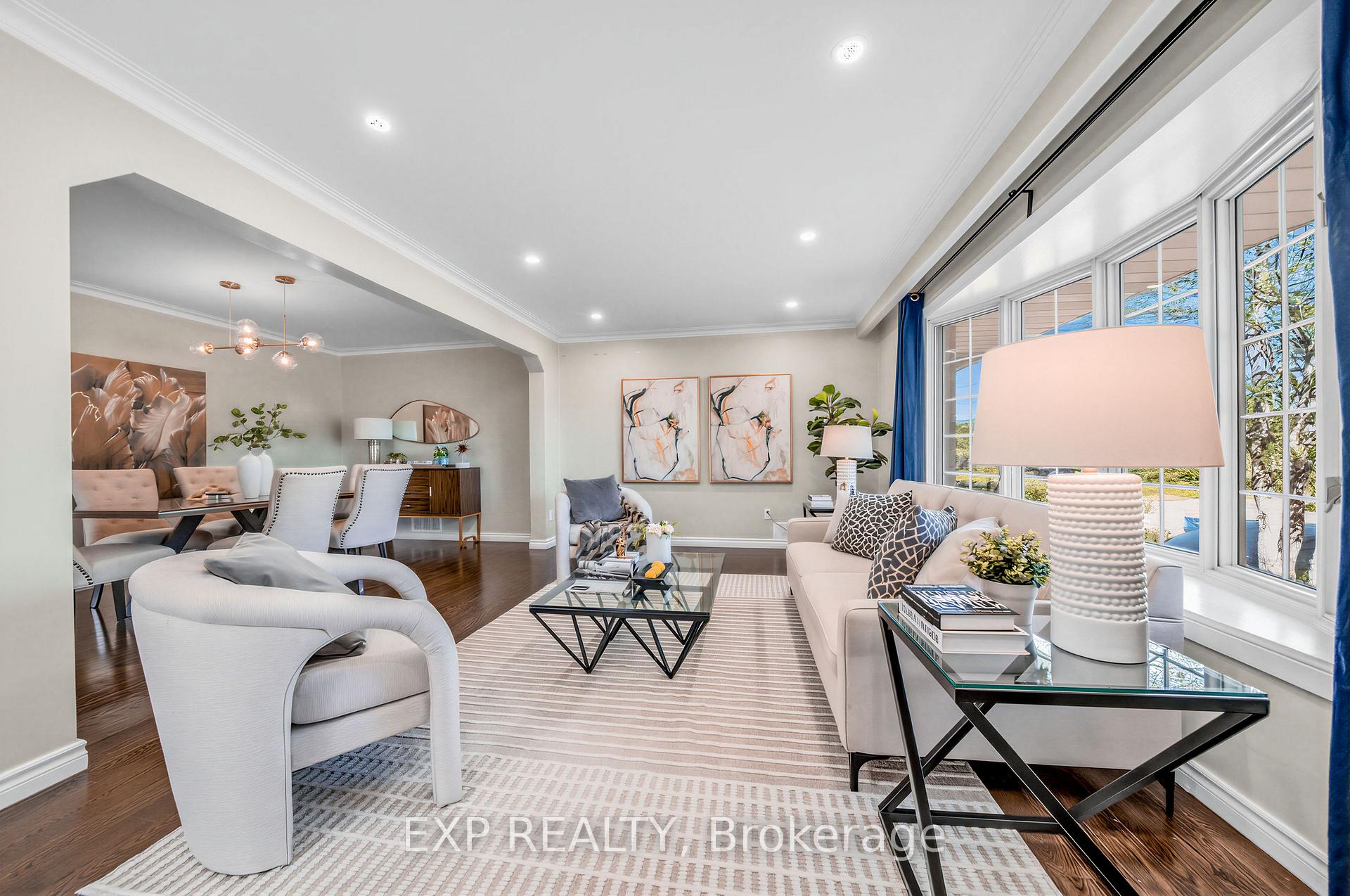 Photo 7 of 177 Overbrook Place, North York, Bathurst Manor — HOMEH