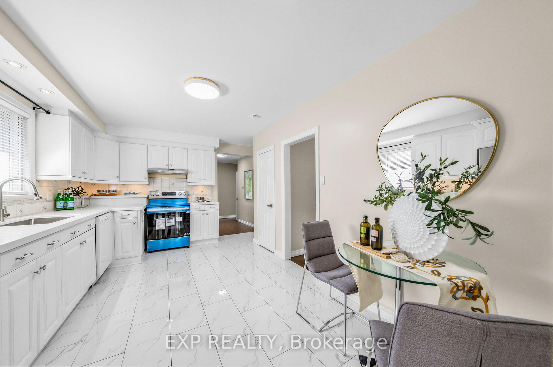 Photo 15 of 177 Overbrook Place, North York, Bathurst Manor — HOMEH