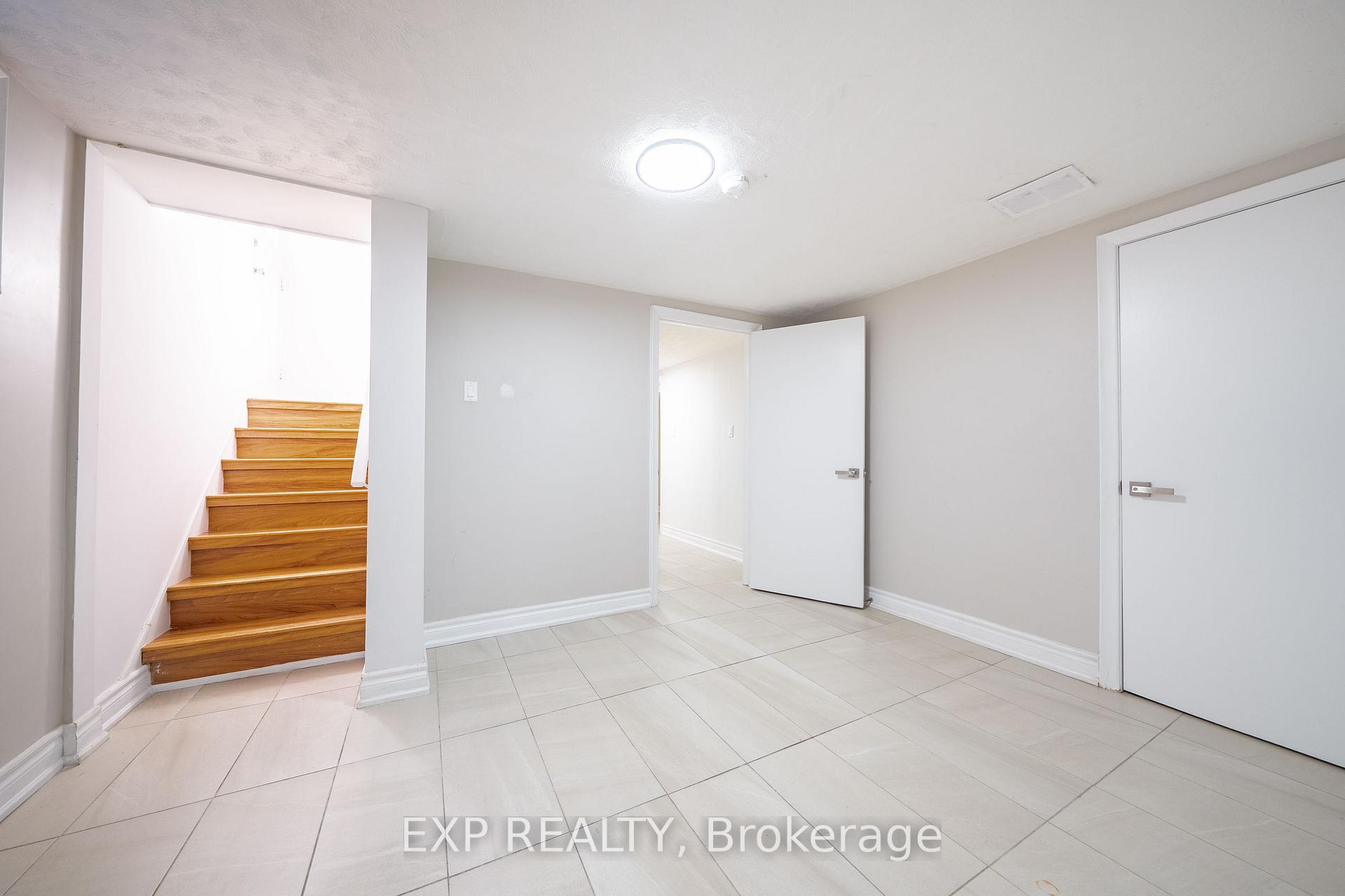 Photo 31 of 177 Overbrook Place, North York, Bathurst Manor — HOMEH