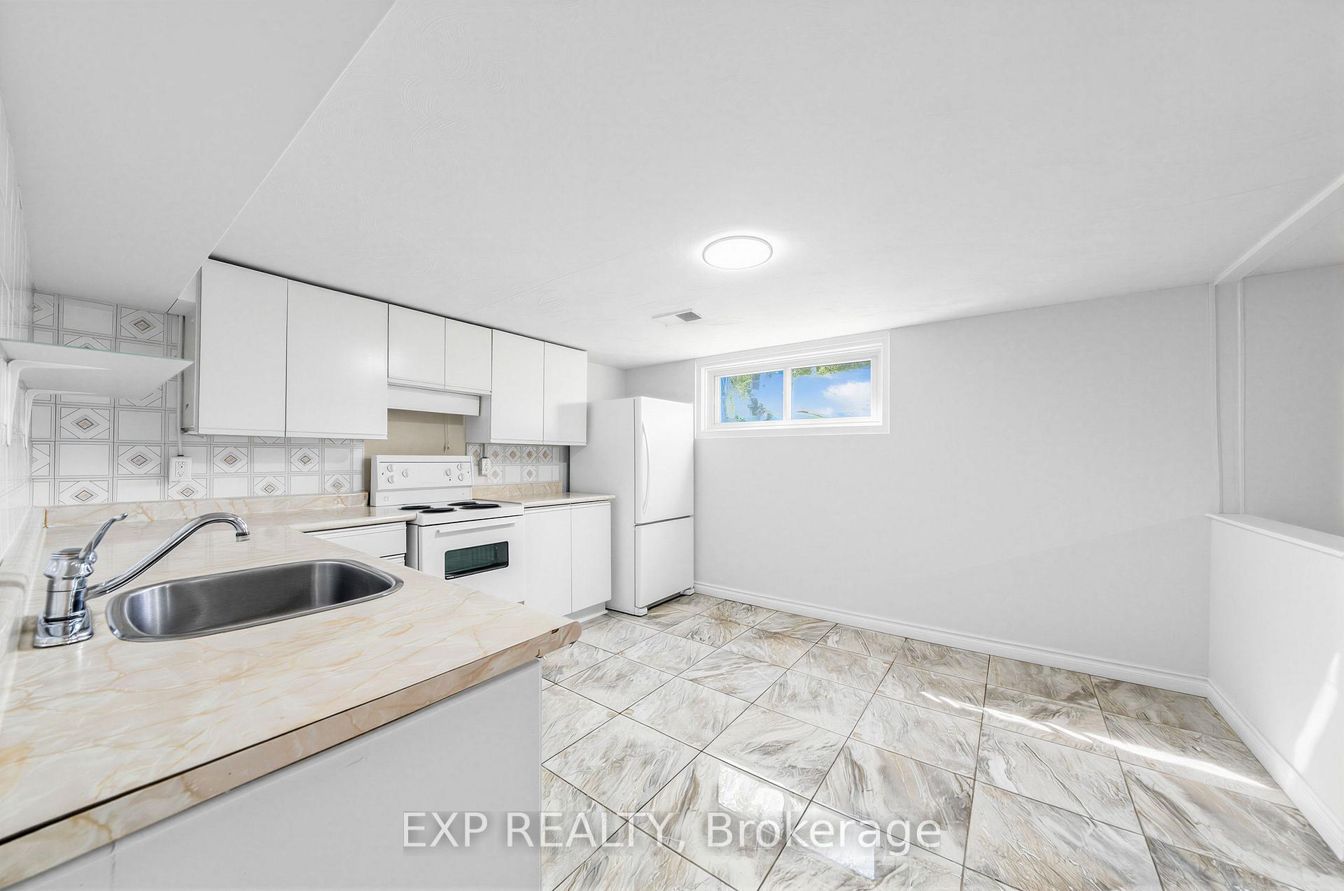Photo 35 of 177 Overbrook Place, North York, Bathurst Manor — HOMEH
