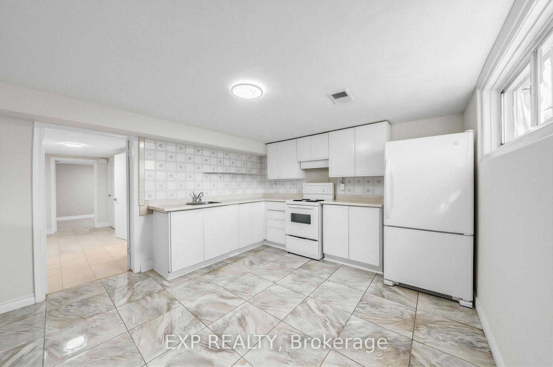 Photo 36 of 177 Overbrook Place, North York, Bathurst Manor — HOMEH