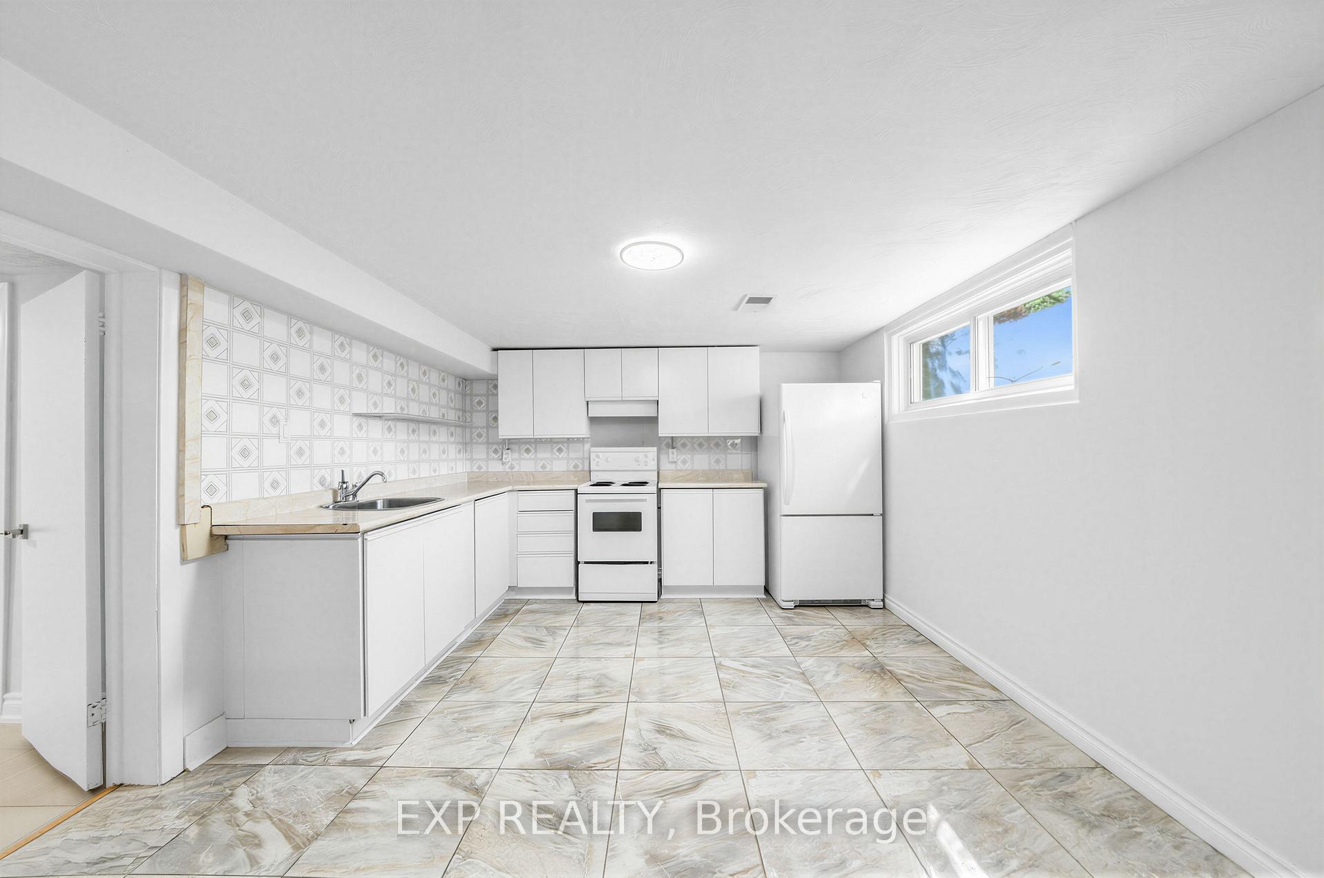 Photo 39 of 177 Overbrook Place, North York, Bathurst Manor — HOMEH