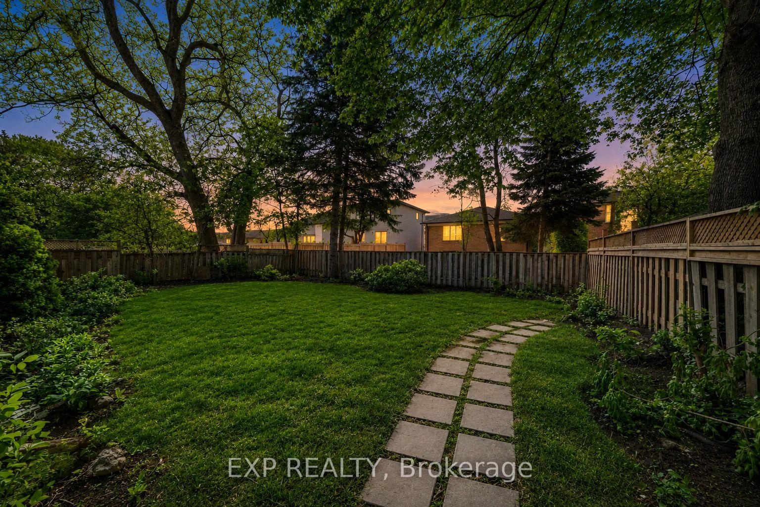 Photo 40 of 177 Overbrook Place, North York, Bathurst Manor — HOMEH