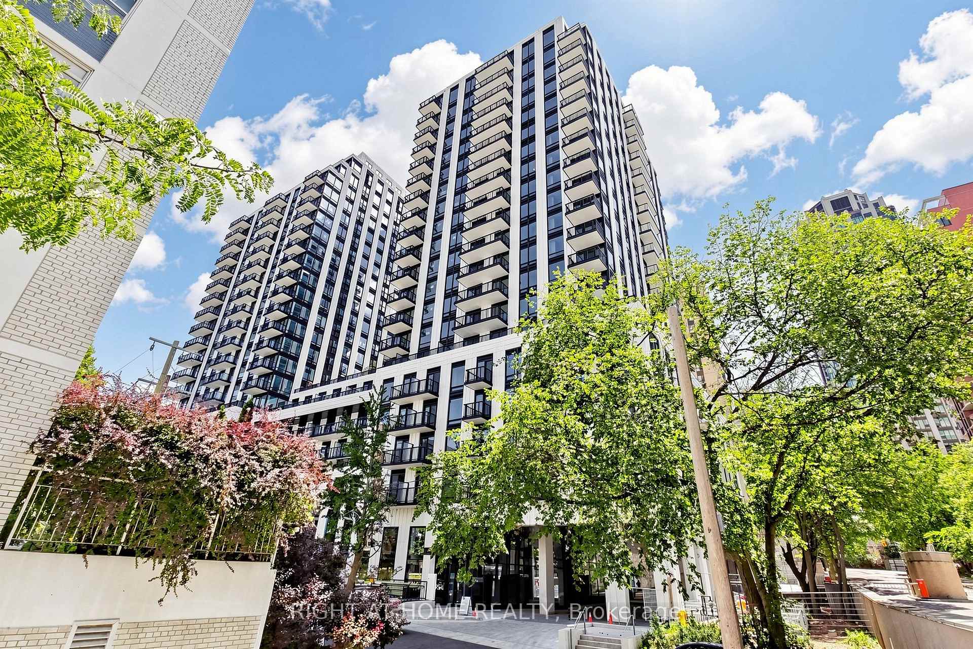 Photo 1 of Unit 536, 91 Montclair Avenue, Toronto, Forest Hill South — HOMEH