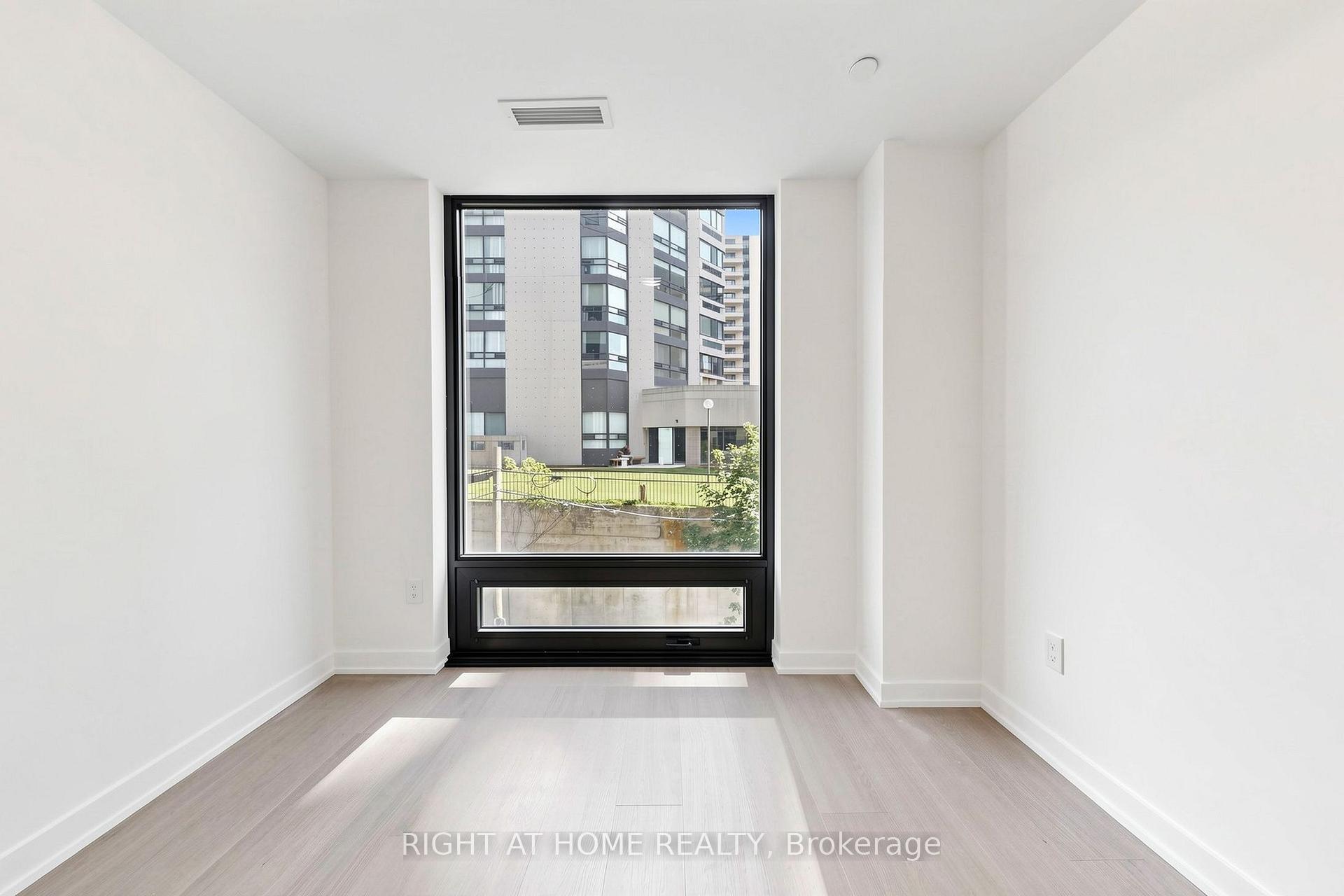 Photo 7 of Unit 536, 91 Montclair Avenue, Toronto, Forest Hill South — HOMEH