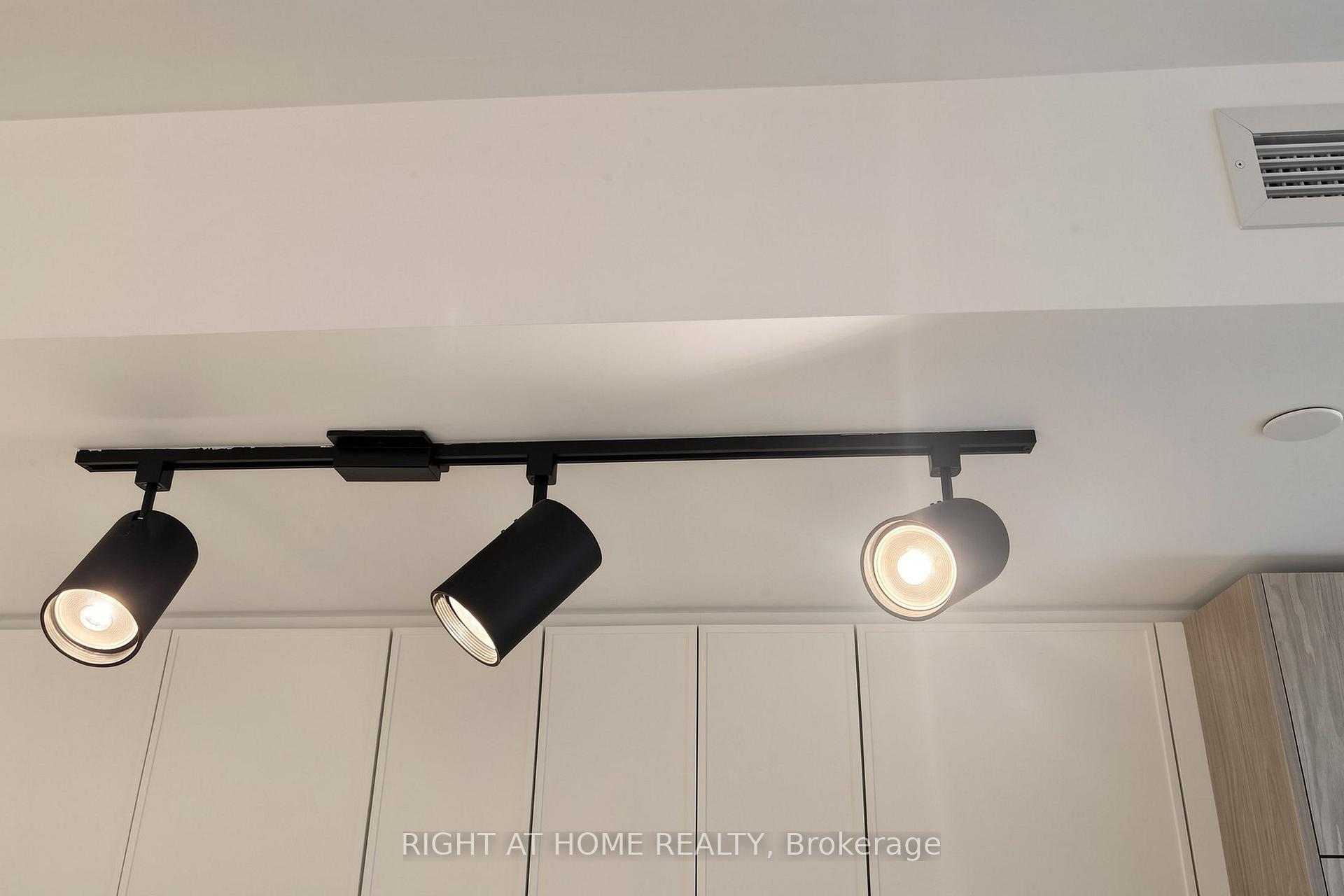 Photo 10 of Unit 536, 91 Montclair Avenue, Toronto, Forest Hill South — HOMEH