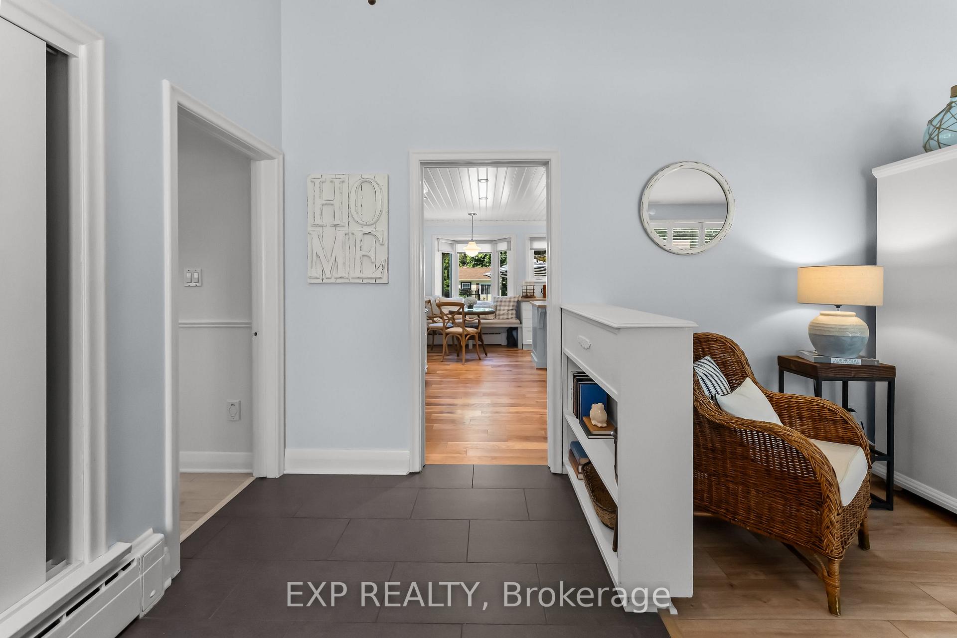 Photo 10 of 3279 Saint Patrick Avenue, Niagara Falls, Stamford — HOMEH