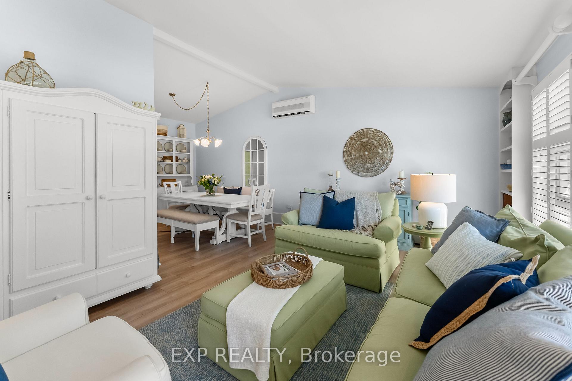 Photo 11 of 3279 Saint Patrick Avenue, Niagara Falls, Stamford — HOMEH