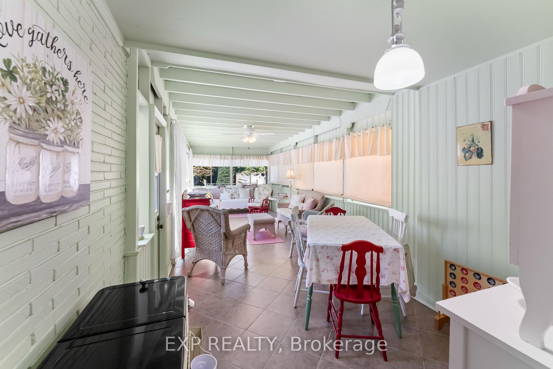 Photo 15 of 3279 Saint Patrick Avenue, Niagara Falls, Stamford — HOMEH