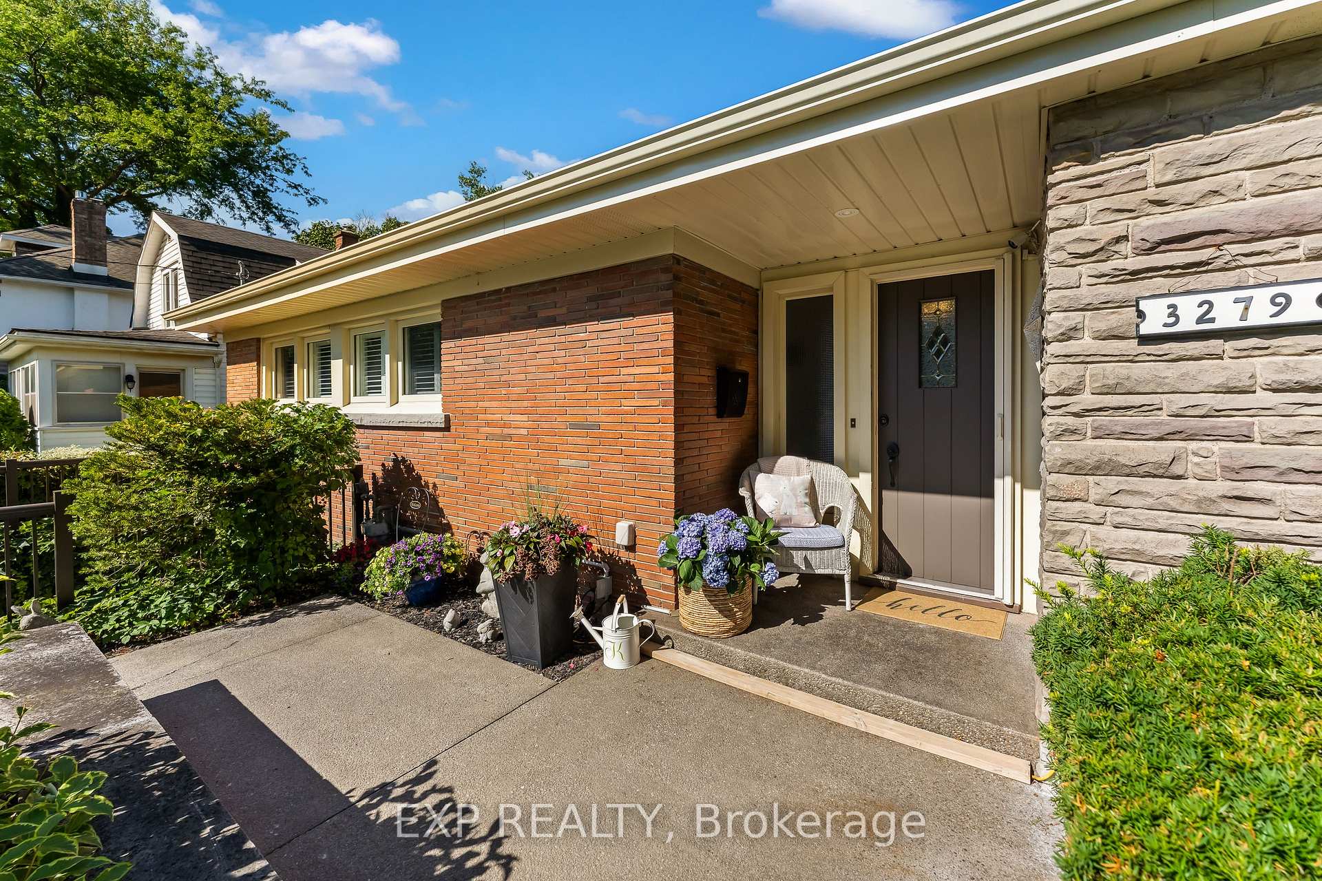 Photo 45 of 3279 Saint Patrick Avenue, Niagara Falls, Stamford — HOMEH