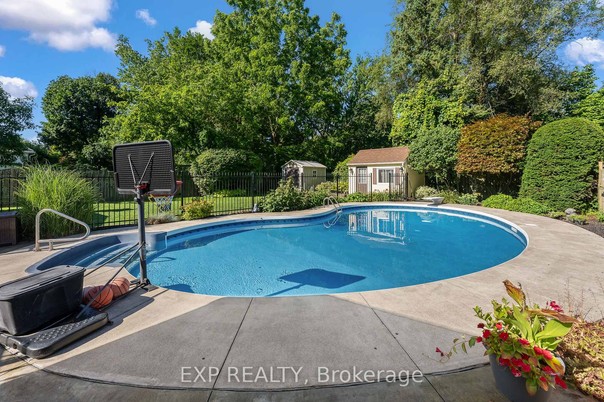 Photo 50 of 3279 Saint Patrick Avenue, Niagara Falls, Stamford — HOMEH