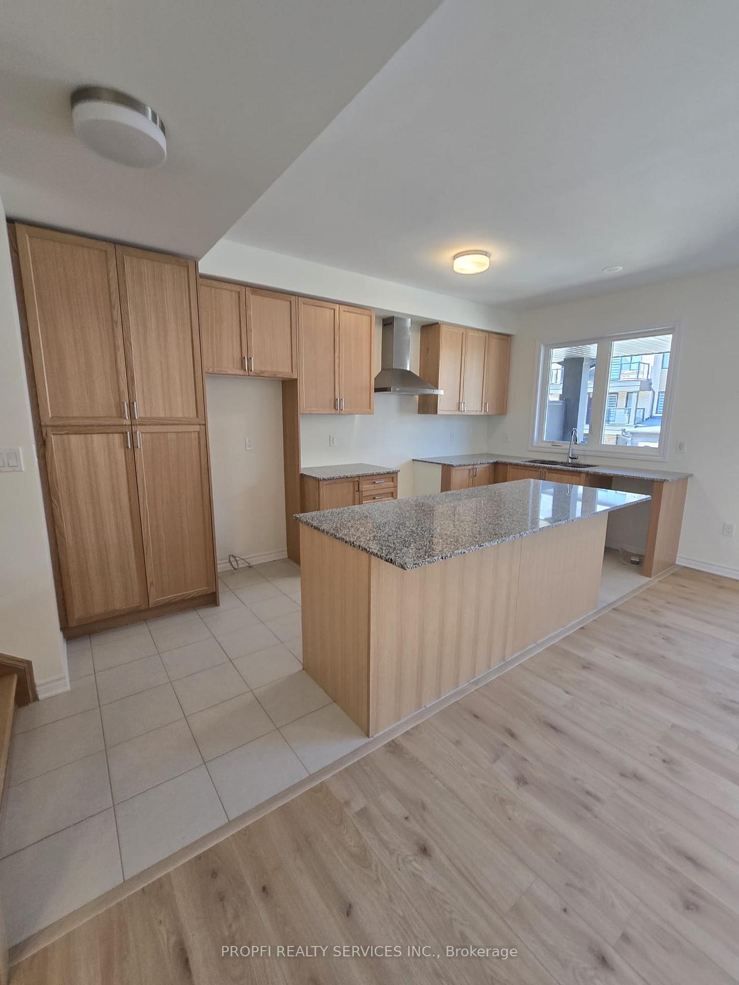 Photo 1 of Unit Upper, 38 Thornbird Crescent, Brampton, Northwest Brampton — HOMEH
