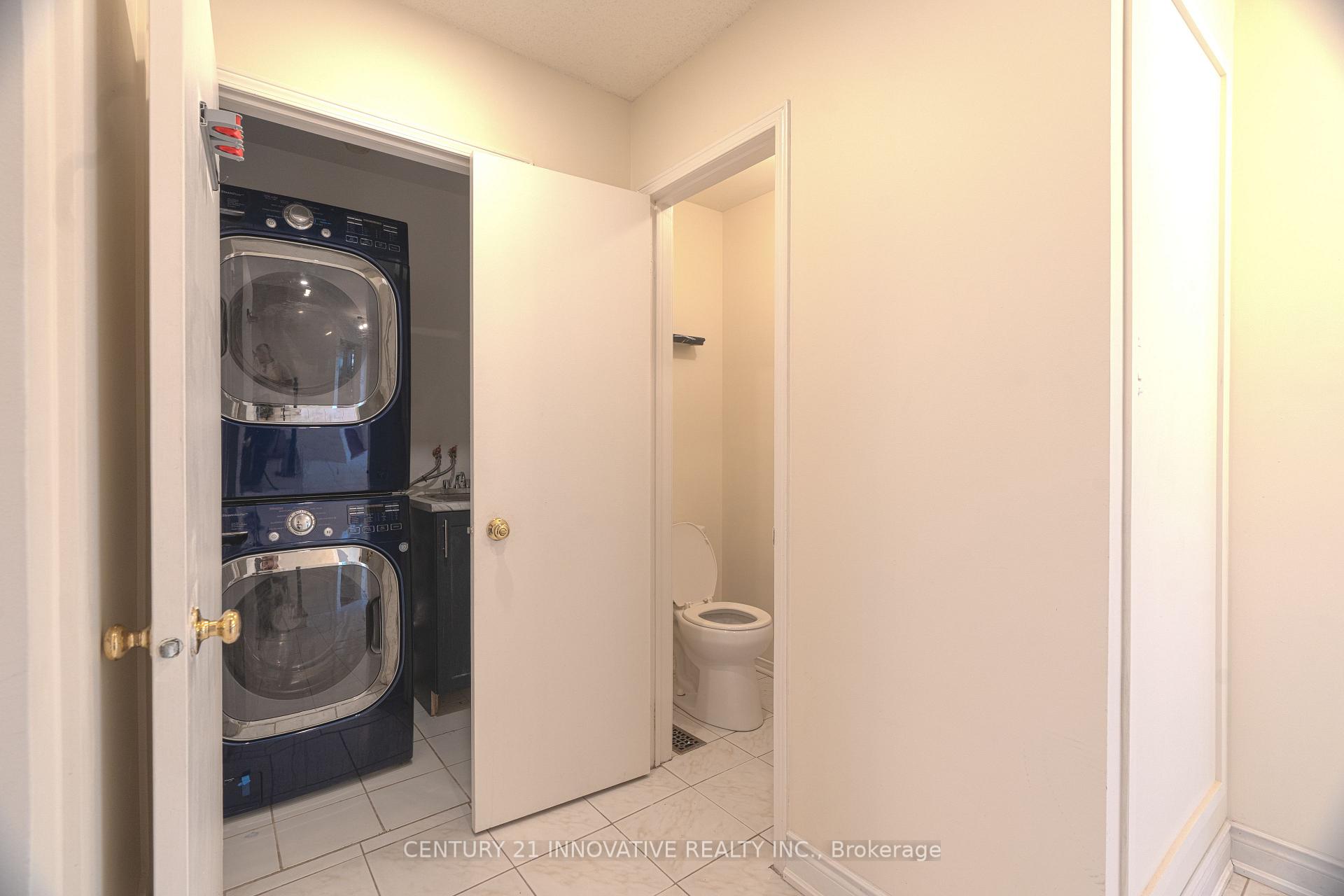 Photo 18 of 35 Magill Drive, Ajax, Central — HOMEH