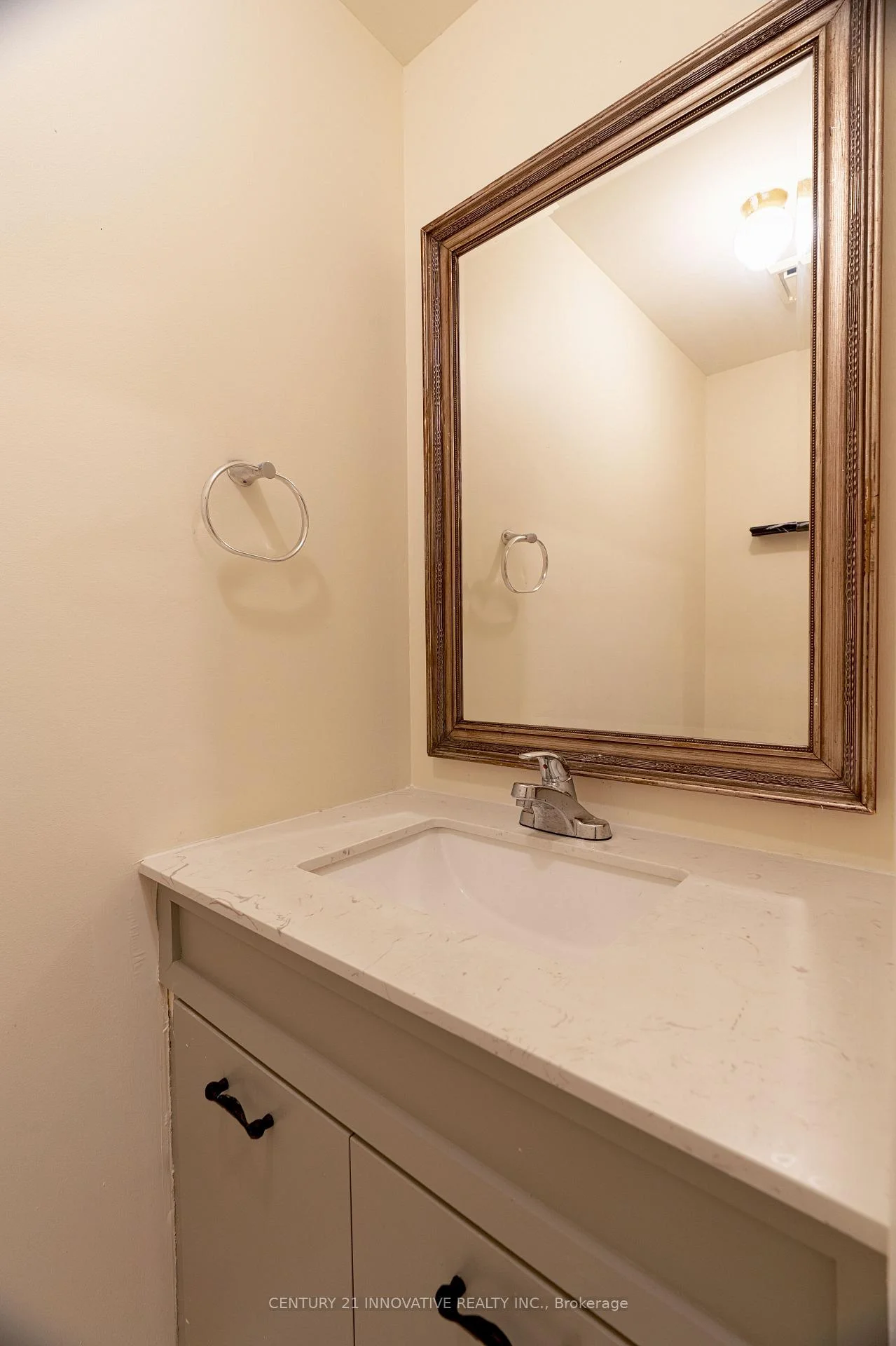 Photo 21 of 35 Magill Drive, Ajax, Central — HOMEH