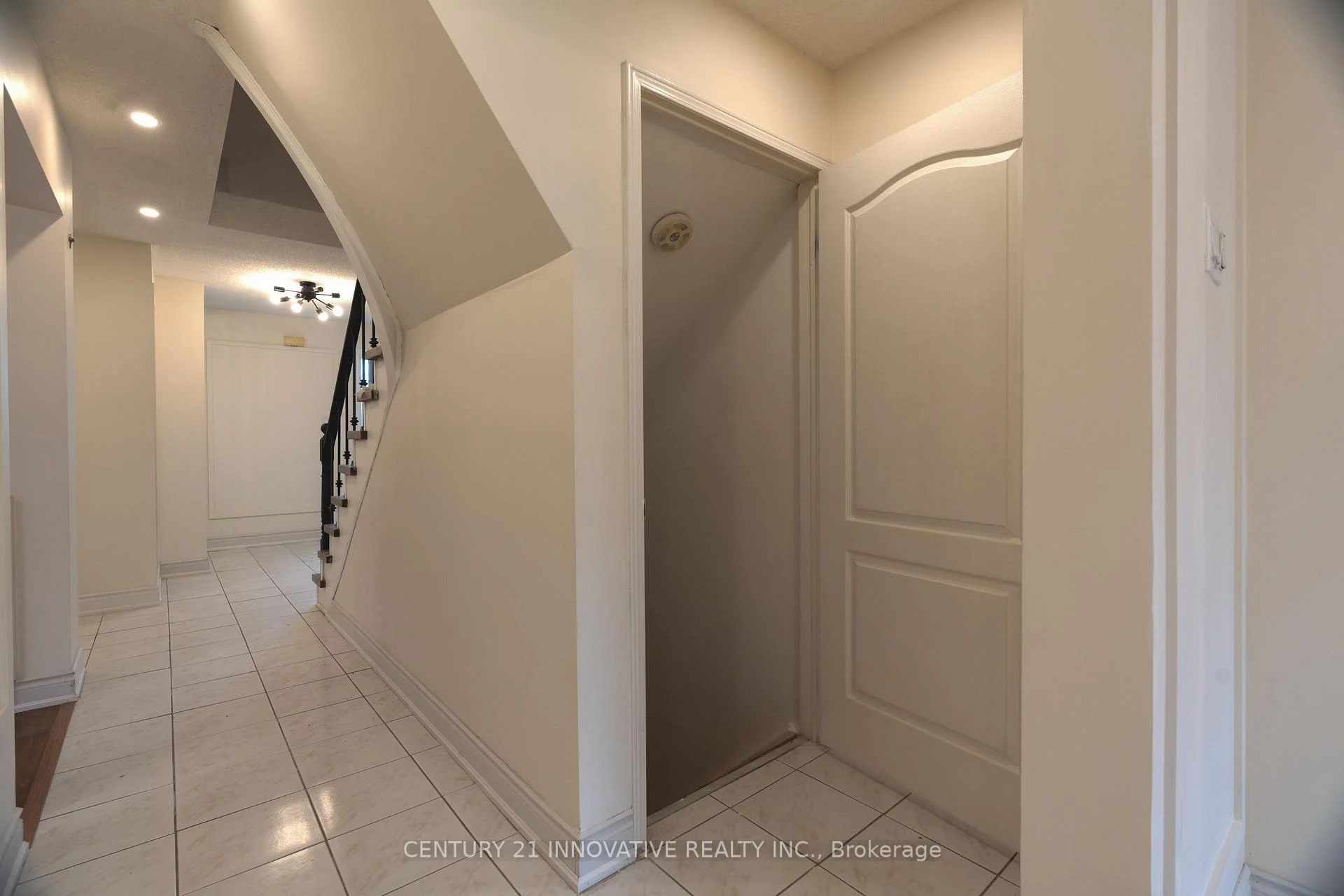 Photo 48 of 35 Magill Drive, Ajax, Central — HOMEH