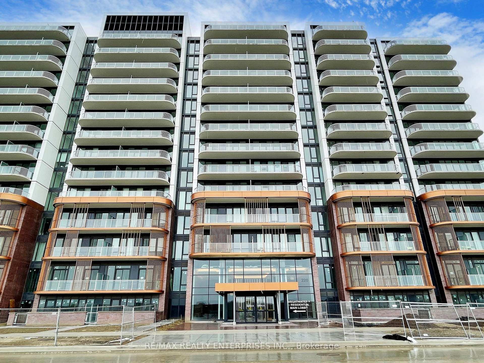 Front of Unit 1013, 220 Missinnihe Way