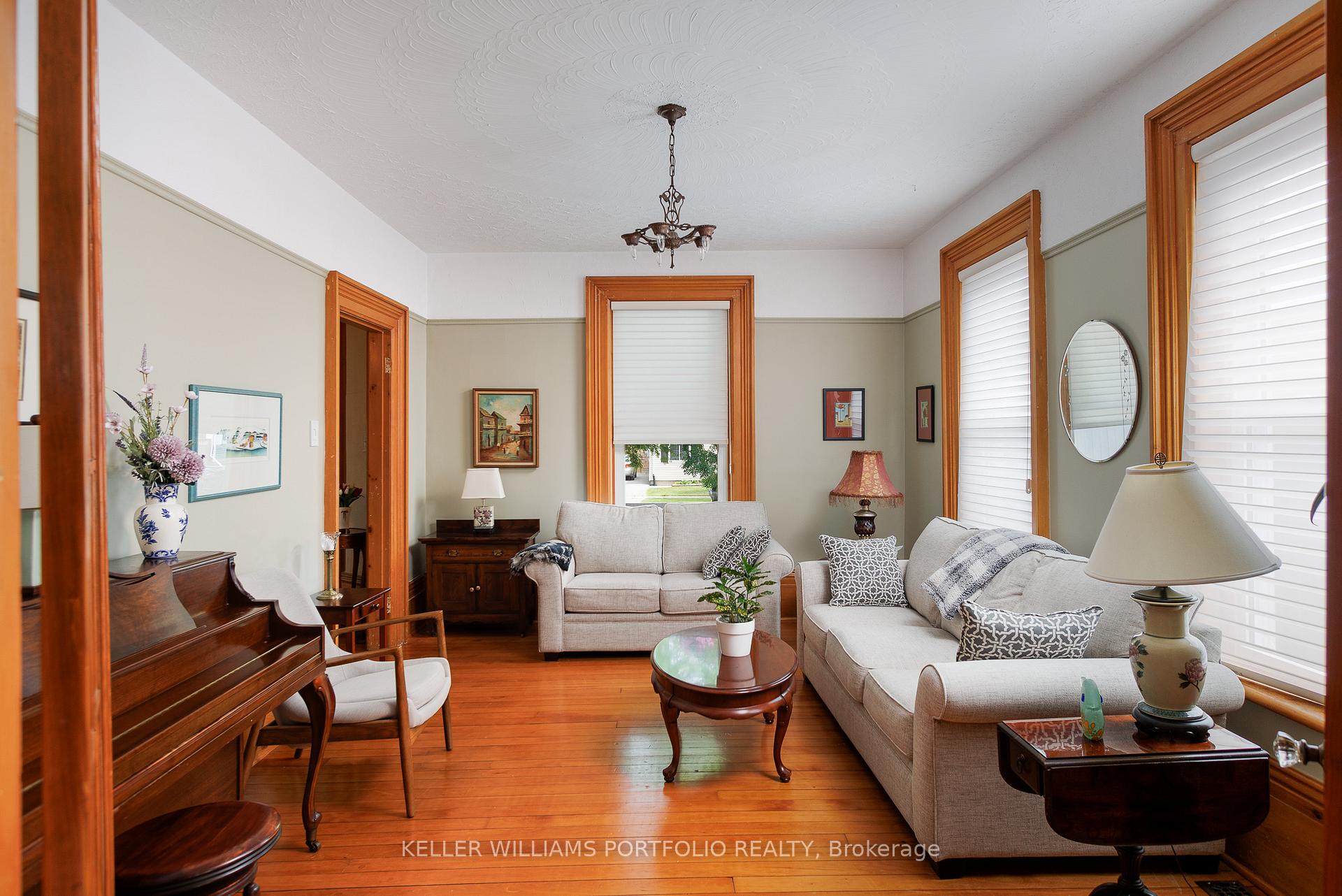 Photo 5 of 191 Stuart Street, Cobourg — HOMEH