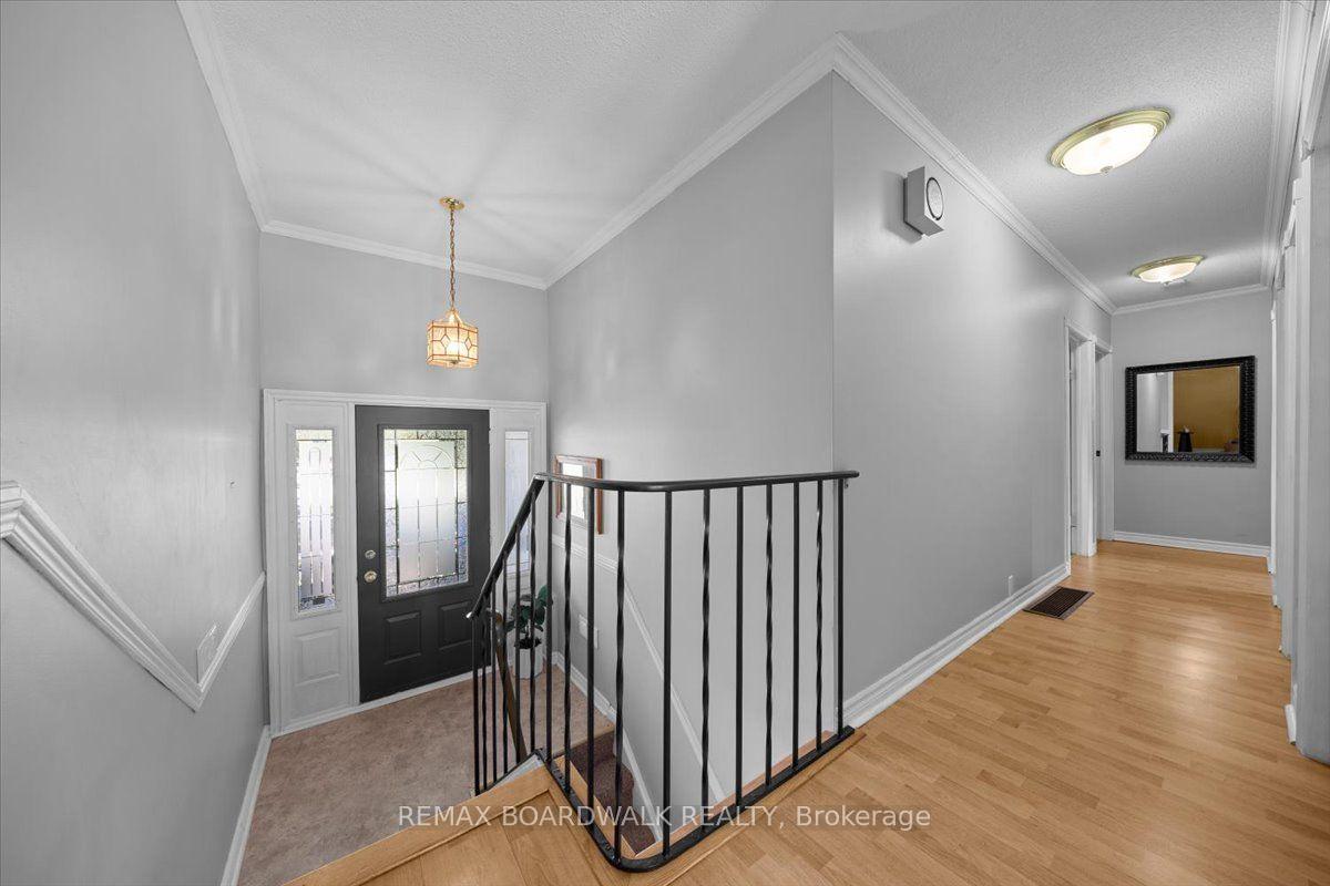 Photo 8 of 201 Linda Loop, Ottawa, Kinburn — HOMEH