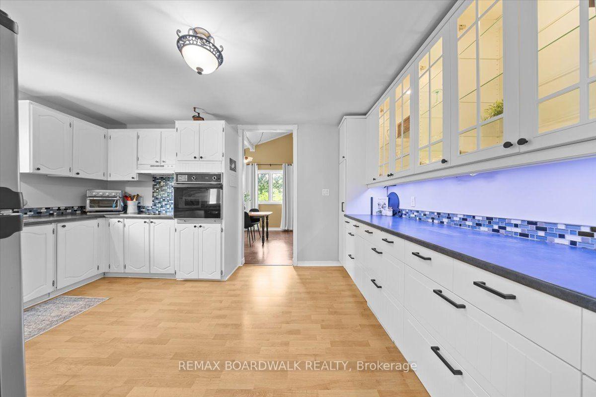 Photo 21 of 201 Linda Loop, Ottawa, Kinburn — HOMEH