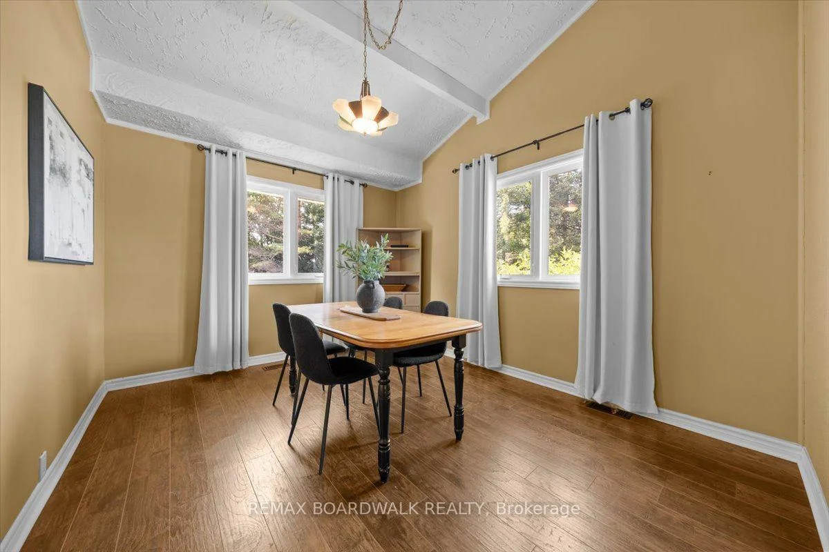 Photo 12 of 201 Linda Loop, Ottawa, Kinburn — HOMEH