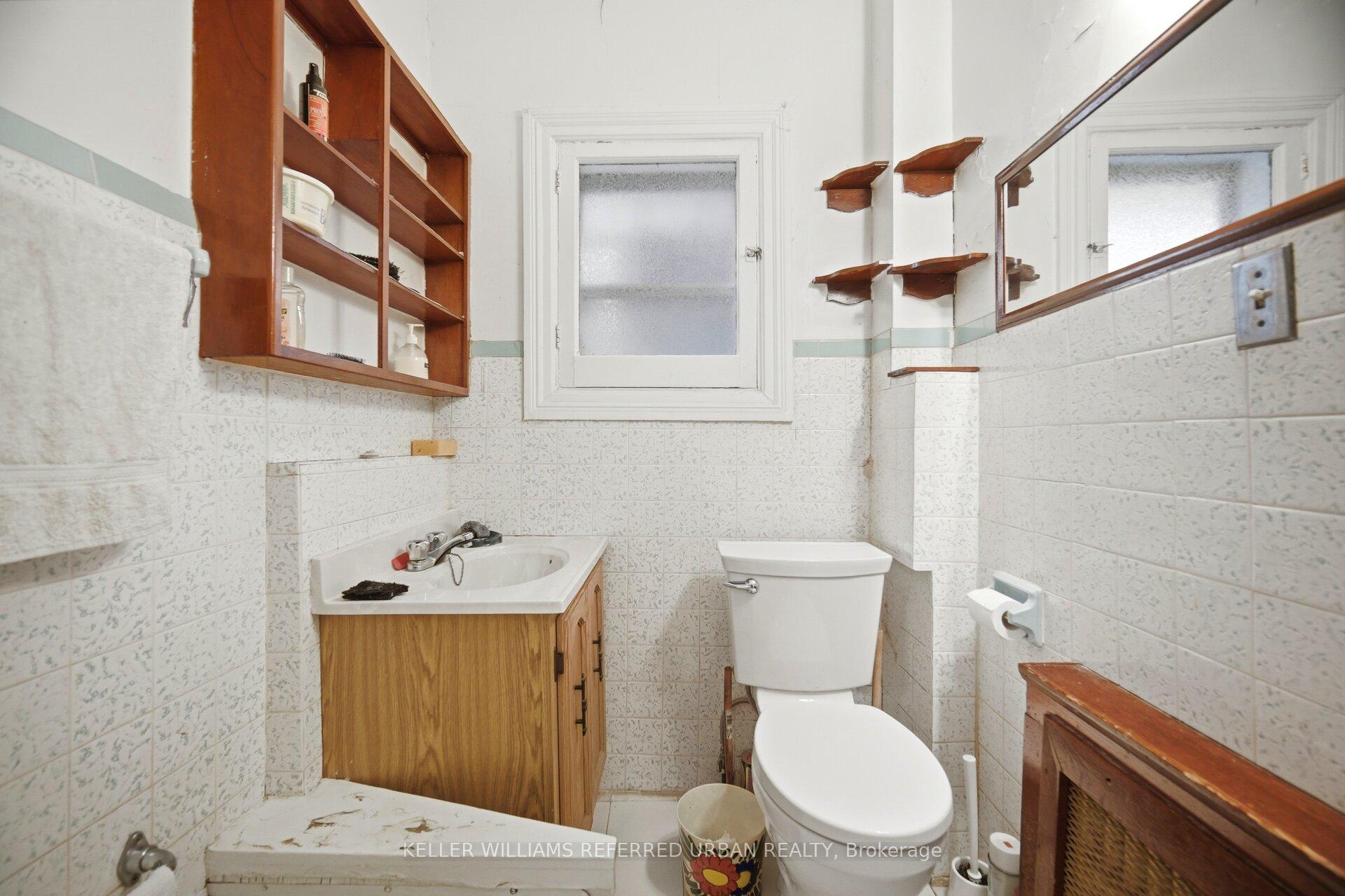 Photo 15 of 126 Close Avenue, Toronto, South Parkdale — HOMEH