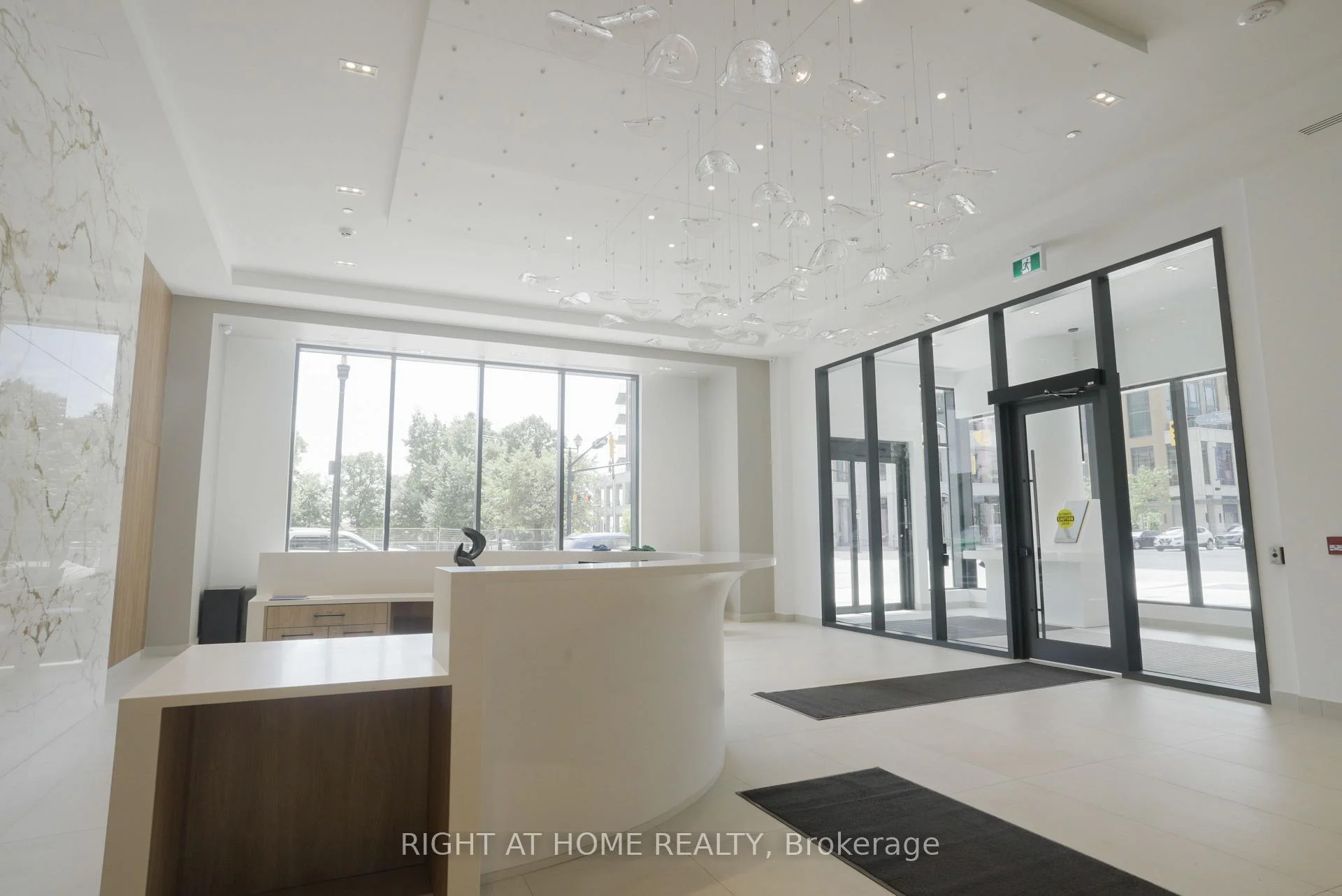 Photo 7 of Unit 308, 2075 Lakeshore Road, Burlington, Brant — HOMEH