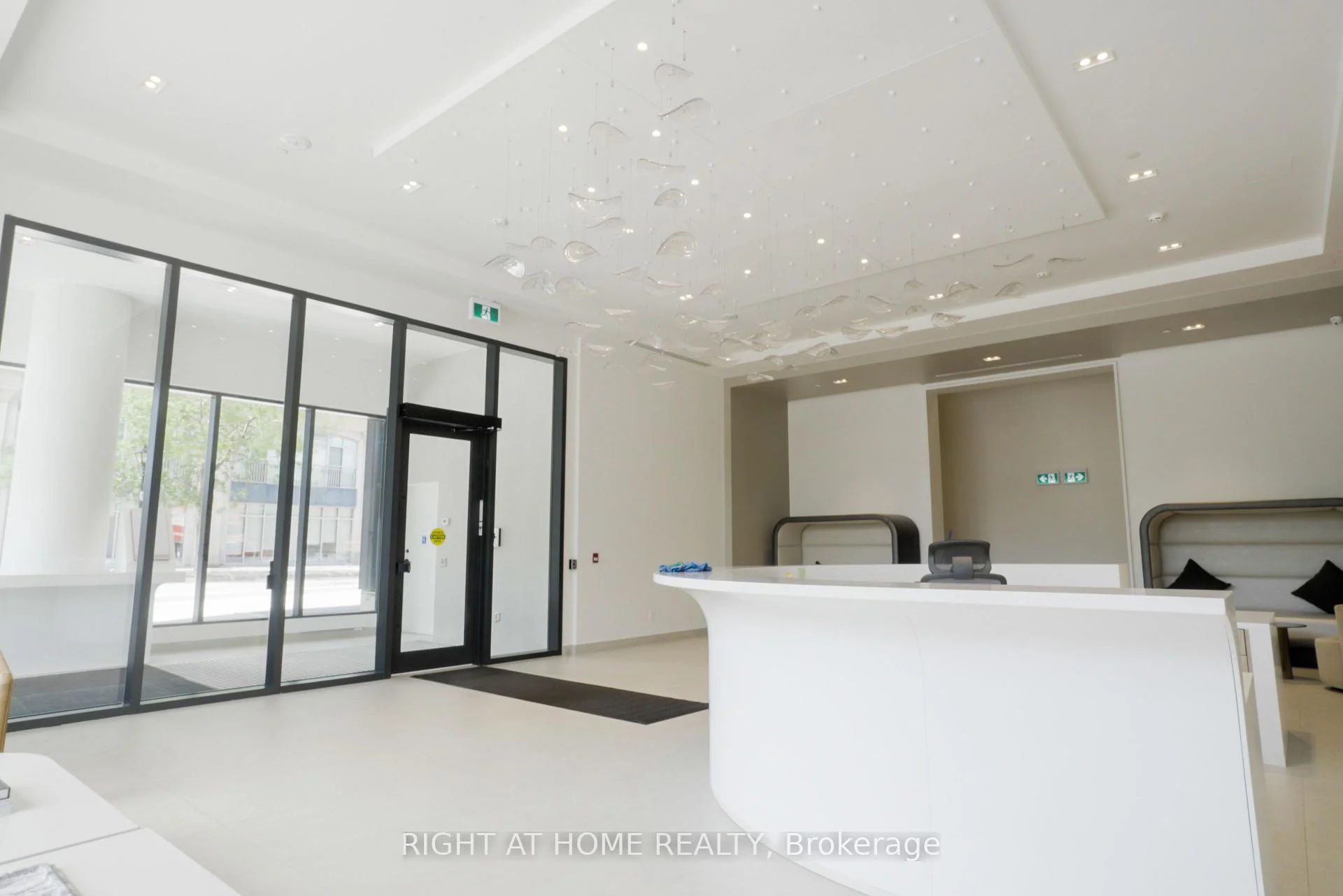 Photo 11 of Unit 308, 2075 Lakeshore Road, Burlington, Brant — HOMEH