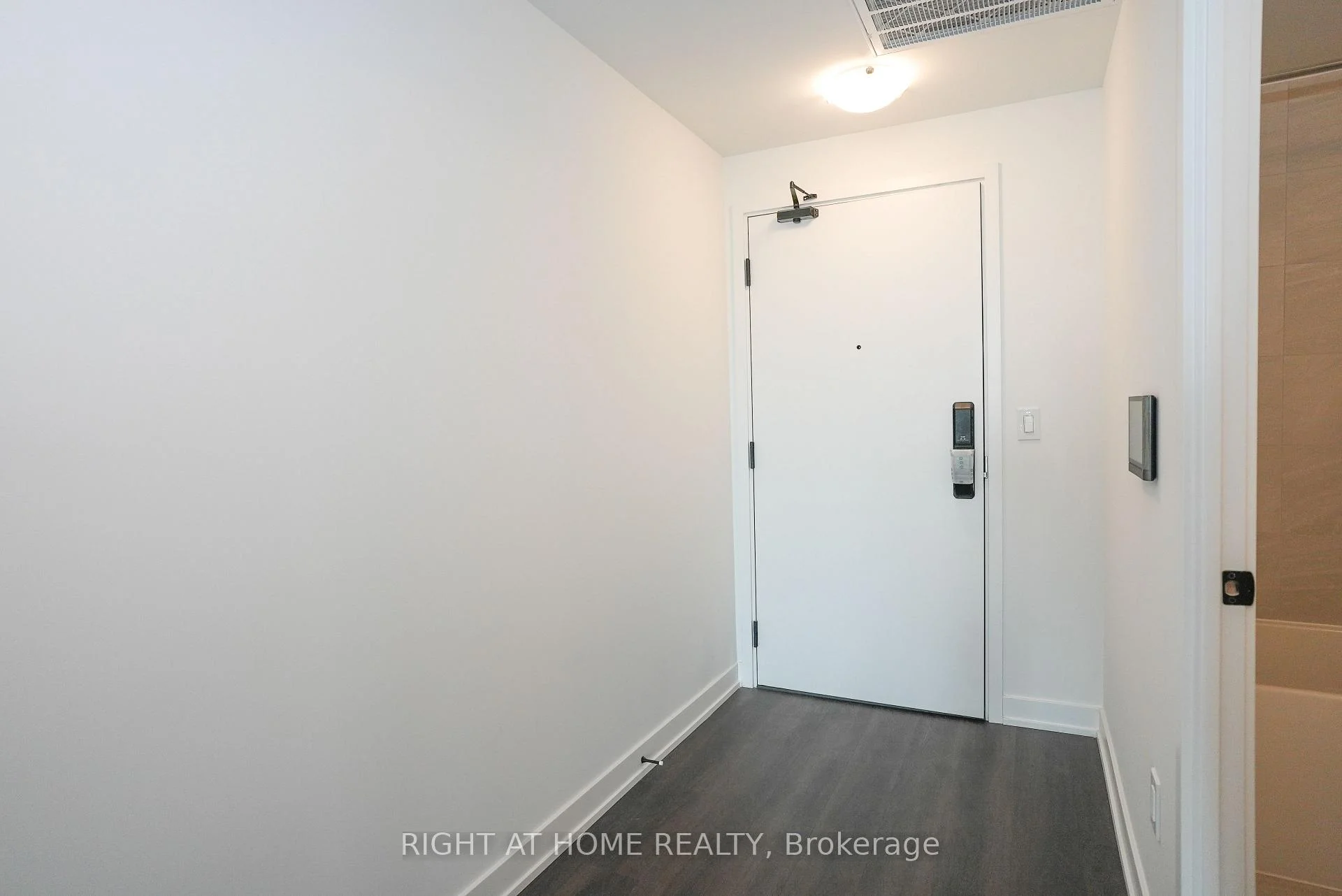 Photo 19 of Unit 308, 2075 Lakeshore Road, Burlington, Brant — HOMEH