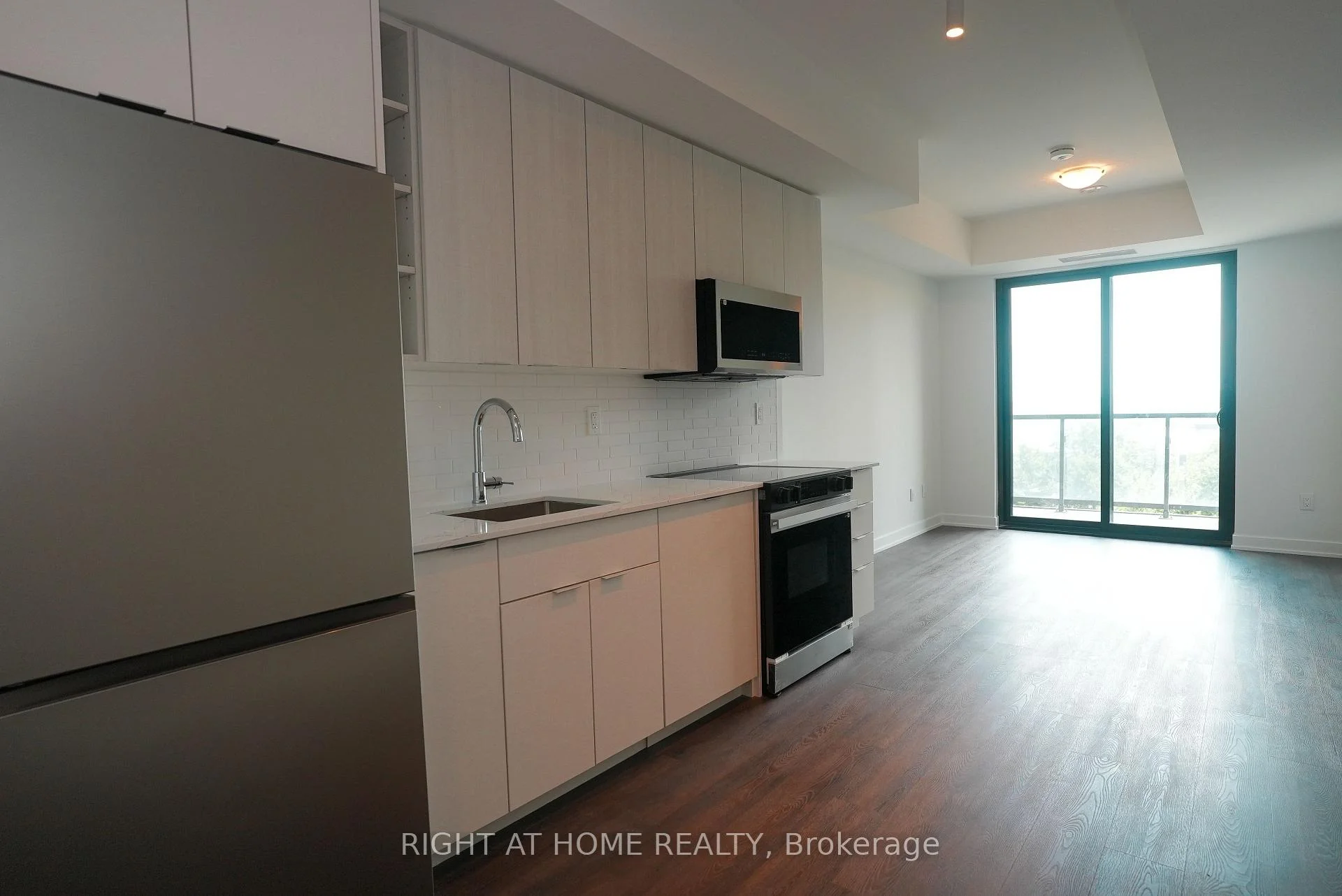 Photo 28 of Unit 308, 2075 Lakeshore Road, Burlington, Brant — HOMEH