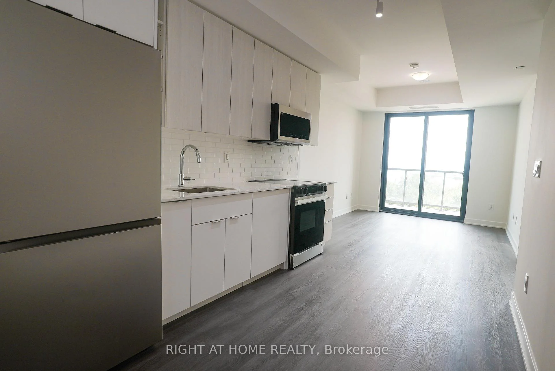Photo 34 of Unit 308, 2075 Lakeshore Road, Burlington, Brant — HOMEH