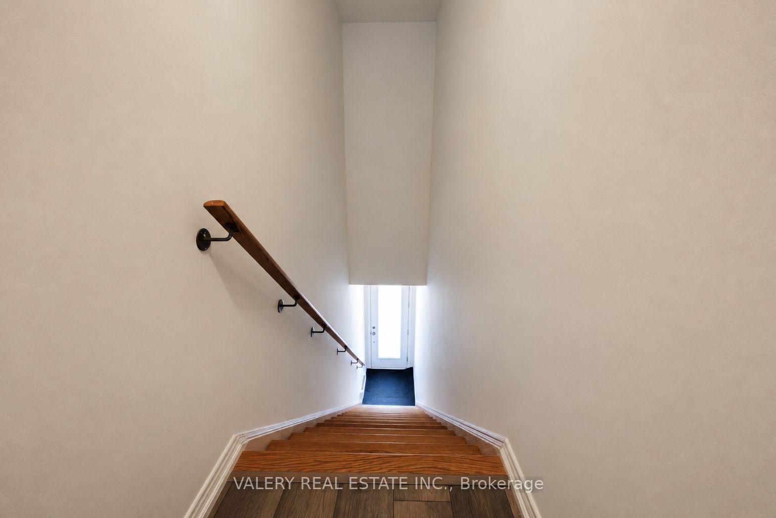Photo 2 of Unit 15, 20 Woodstream Drive, Etobicoke, West Humber-Clairville — HOMEH