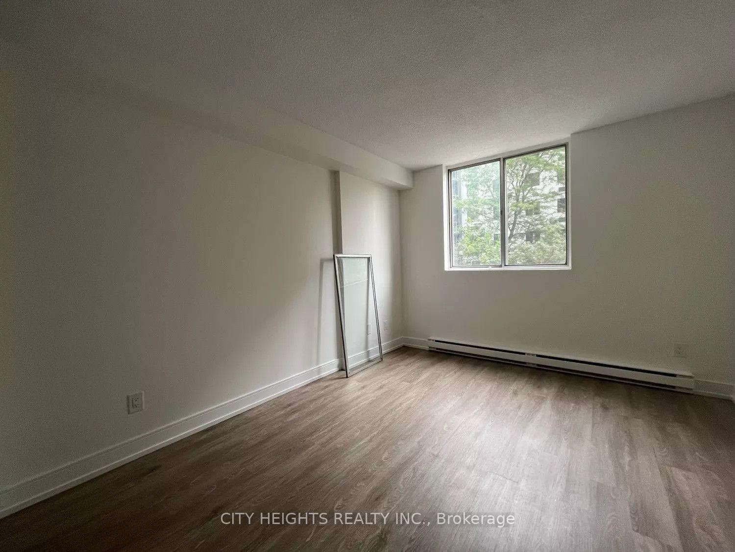Photo 12 of Unit 106, 294 Chandler Drive, Kitchener, Laurentian Hills — HOMEH