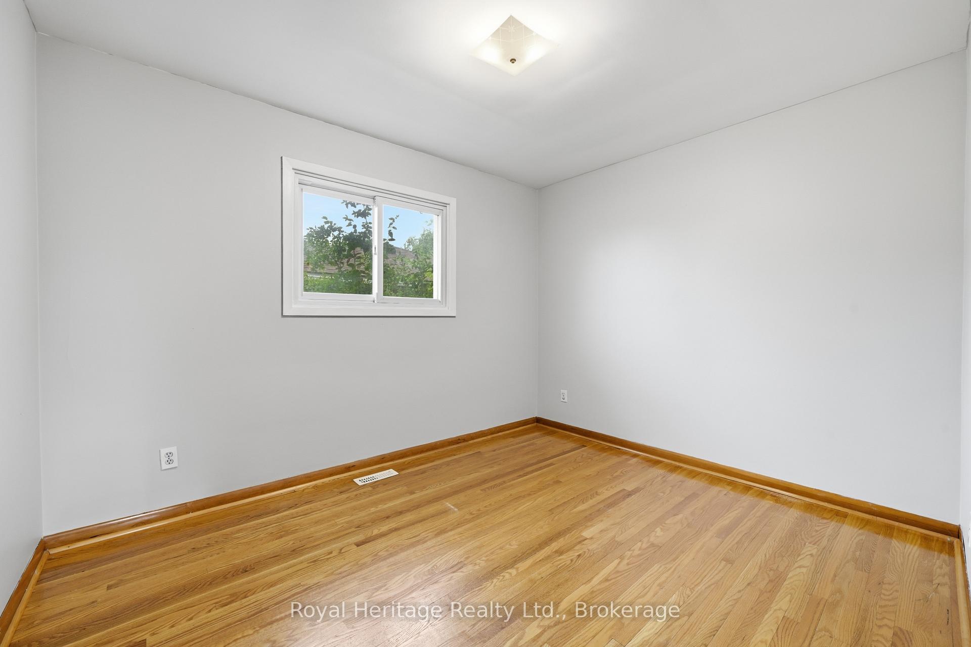 Photo 19 of 56 Fifth Avenue, Quinte West, Murray Ward — HOMEH