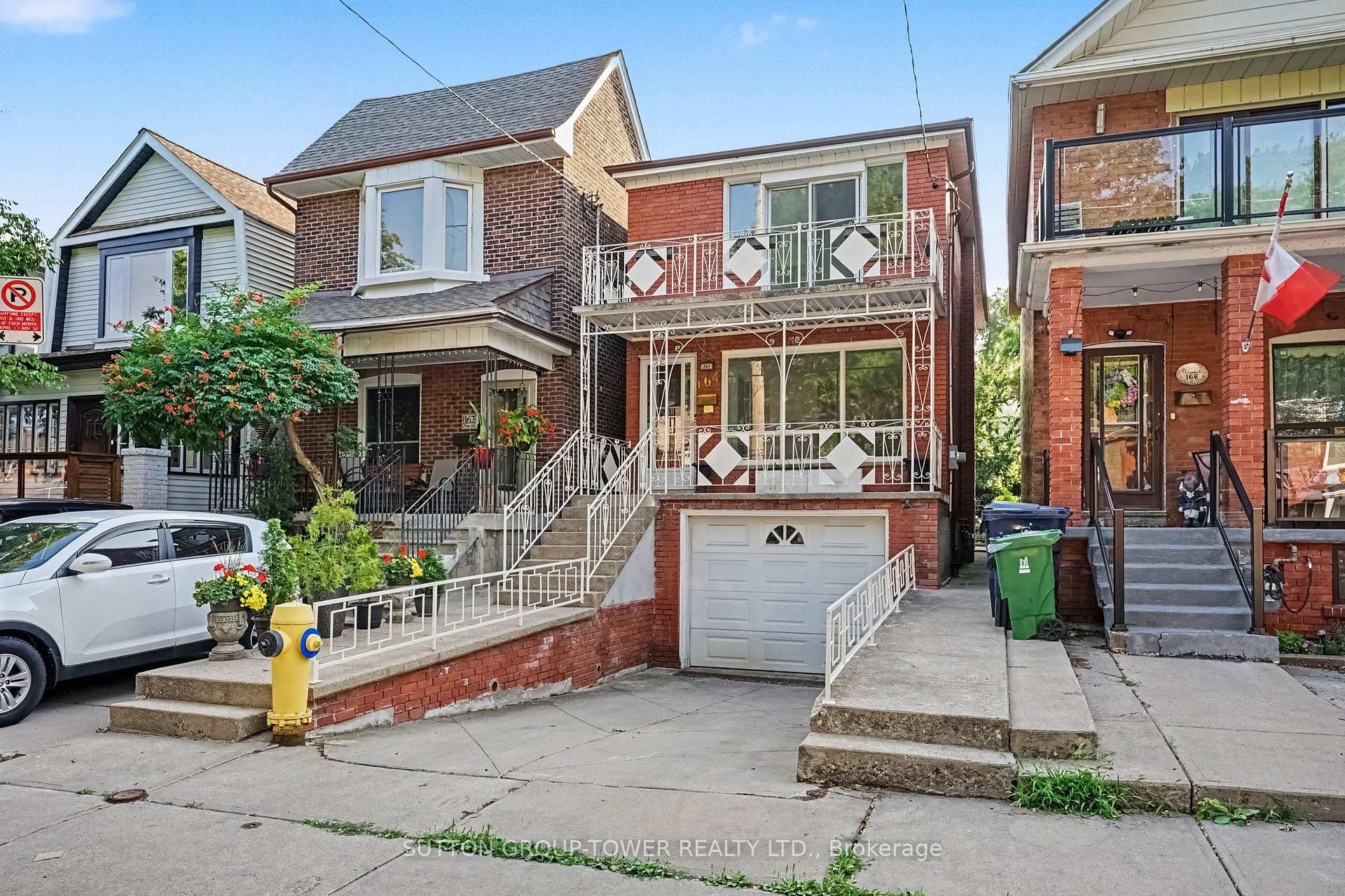 Photo 2 of 164 Robina Avenue W, Toronto, Oakwood Village — HOMEH