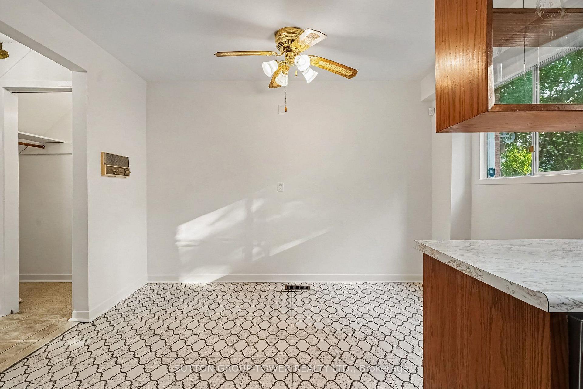 Photo 11 of 164 Robina Avenue W, Toronto, Oakwood Village — HOMEH