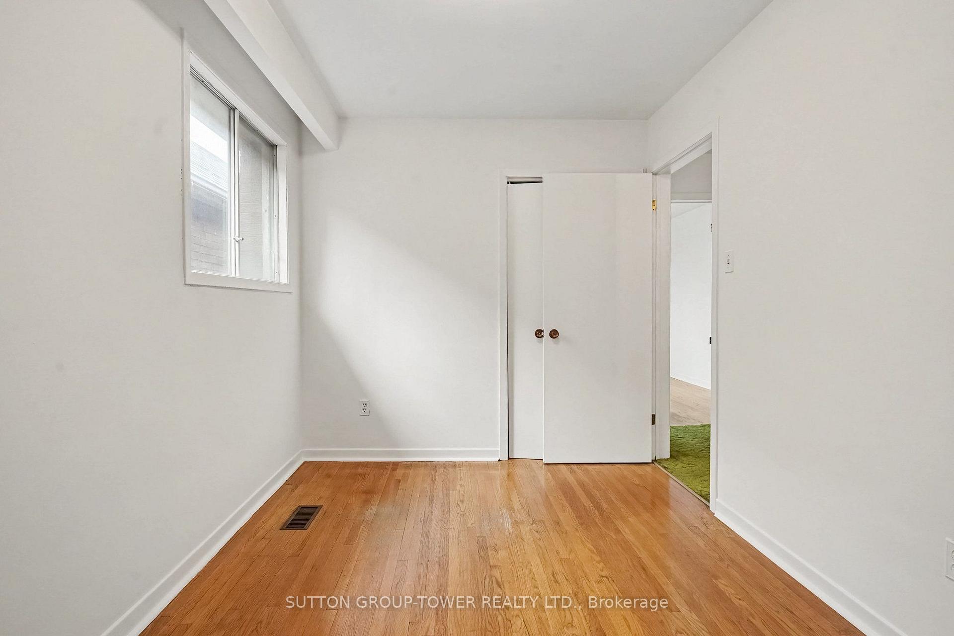Photo 18 of 164 Robina Avenue W, Toronto, Oakwood Village — HOMEH