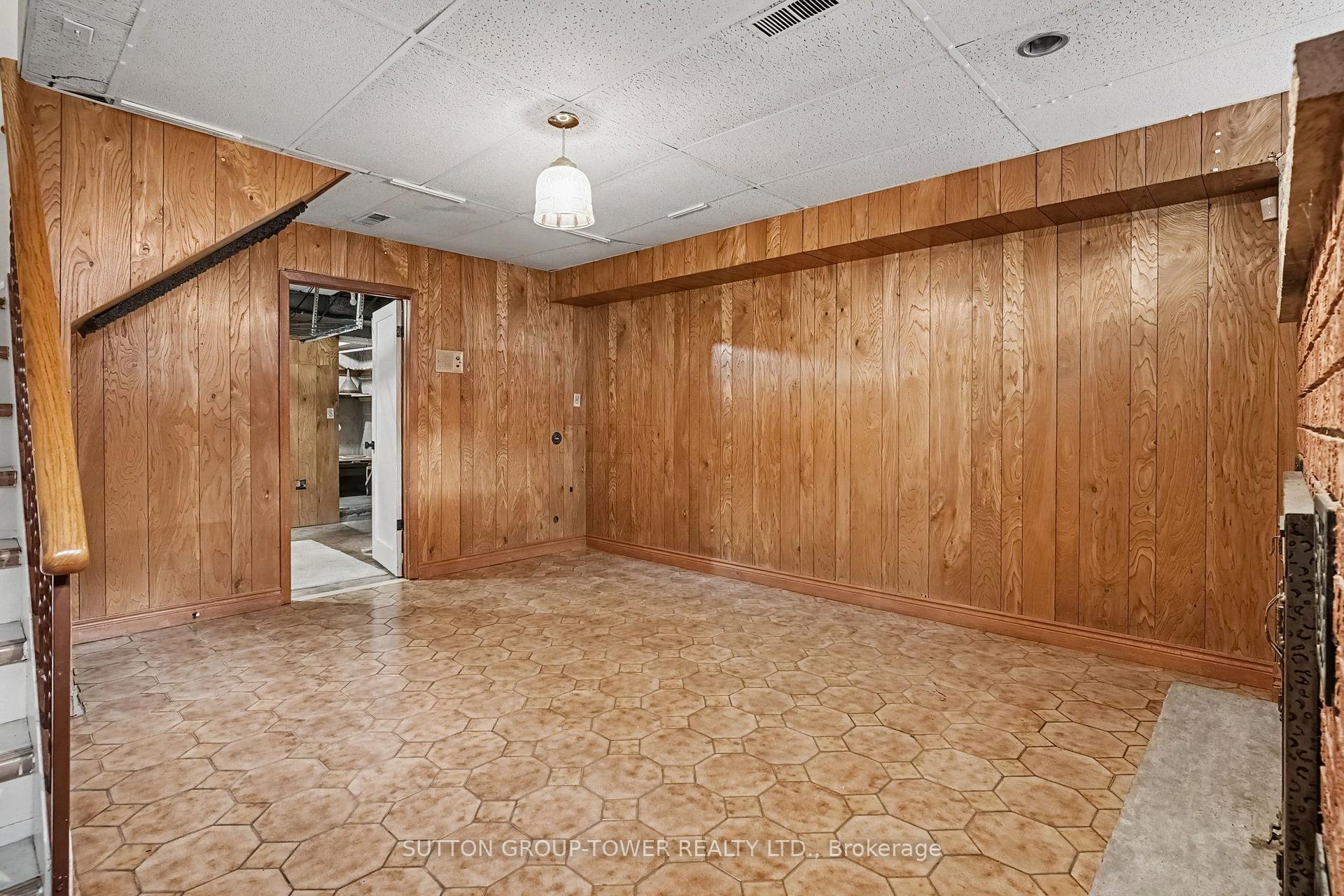 Photo 22 of 164 Robina Avenue W, Toronto, Oakwood Village — HOMEH
