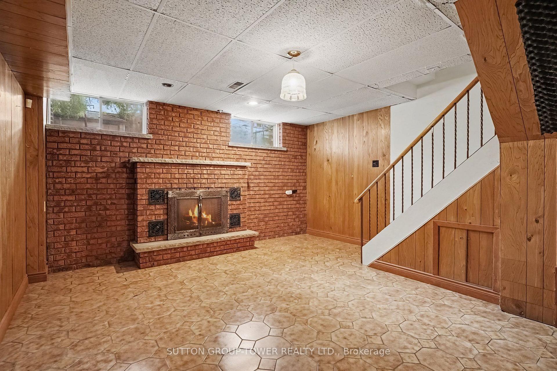 Photo 23 of 164 Robina Avenue W, Toronto, Oakwood Village — HOMEH