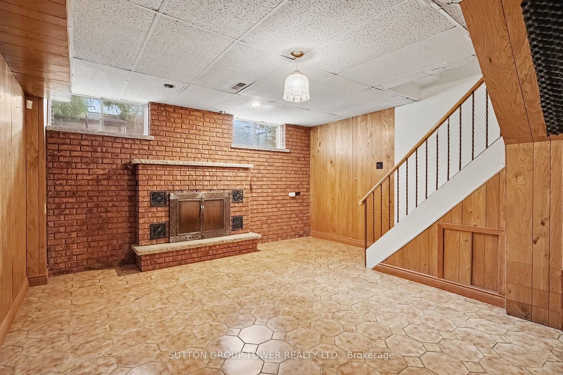 Photo 24 of 164 Robina Avenue W, Toronto, Oakwood Village — HOMEH
