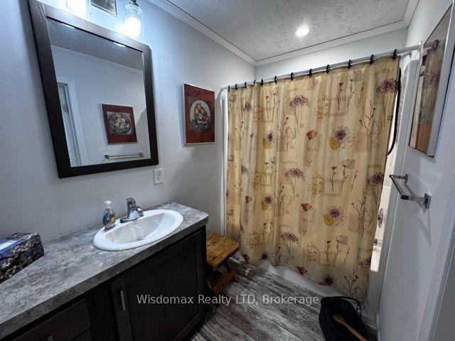 Photo 33 of 908 Netherby Road, Welland, Cooks Mills — HOMEH