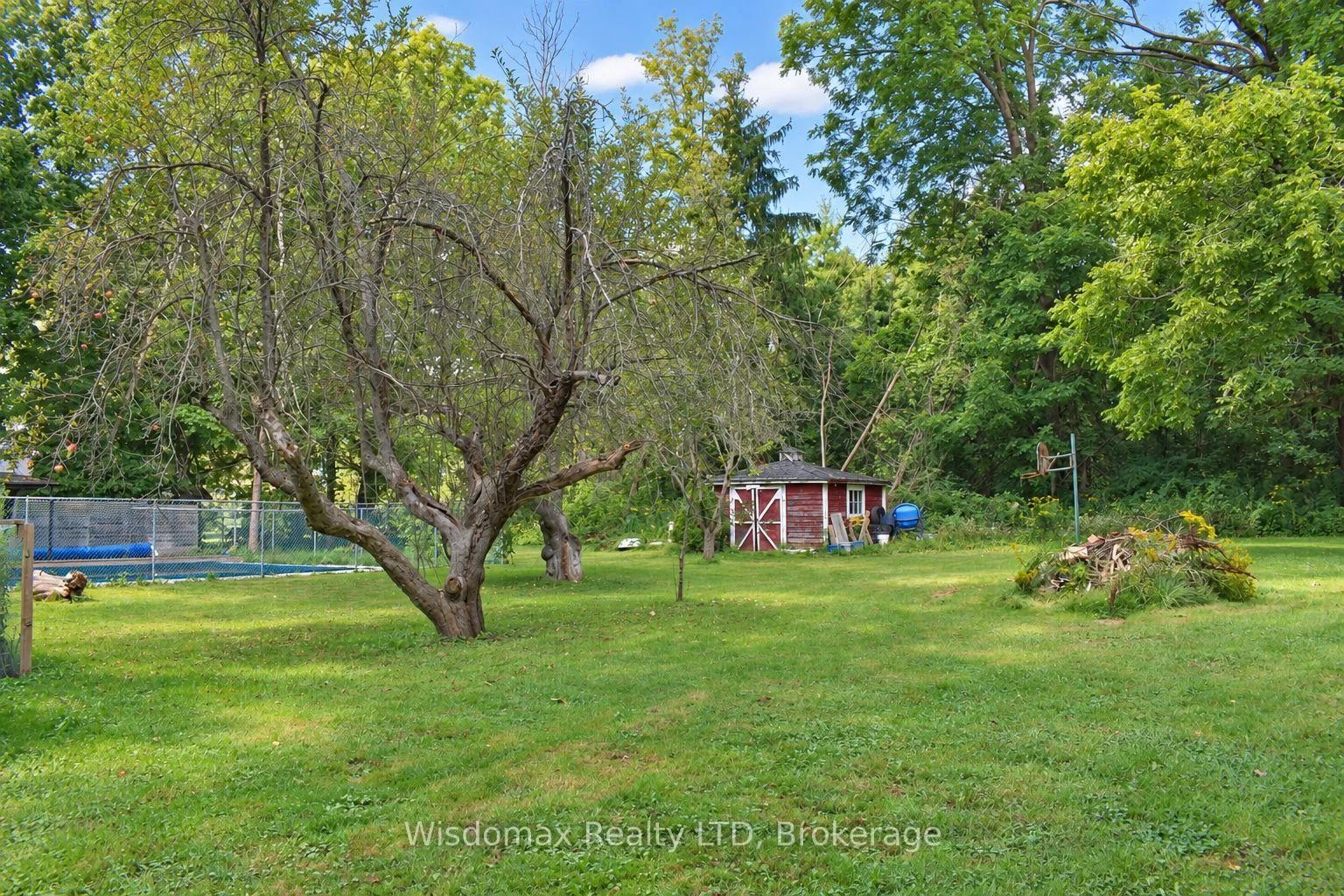Photo 10 of 908 Netherby Road, Welland, Cooks Mills — HOMEH