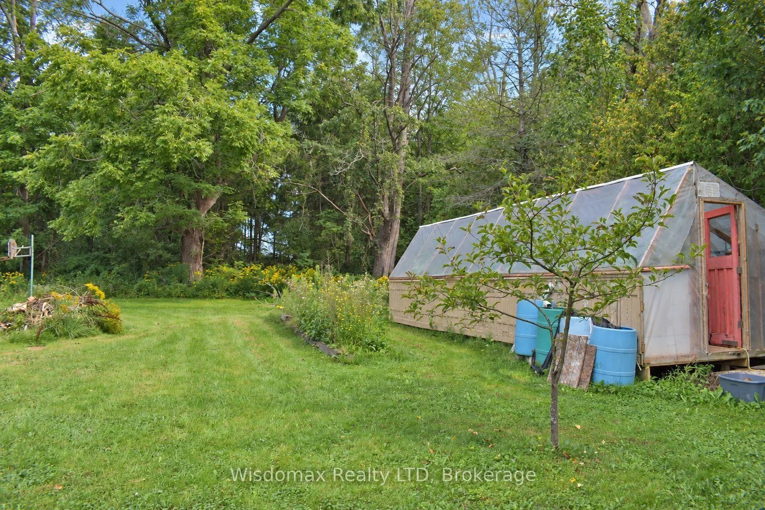 Photo 12 of 908 Netherby Road, Welland, Cooks Mills — HOMEH