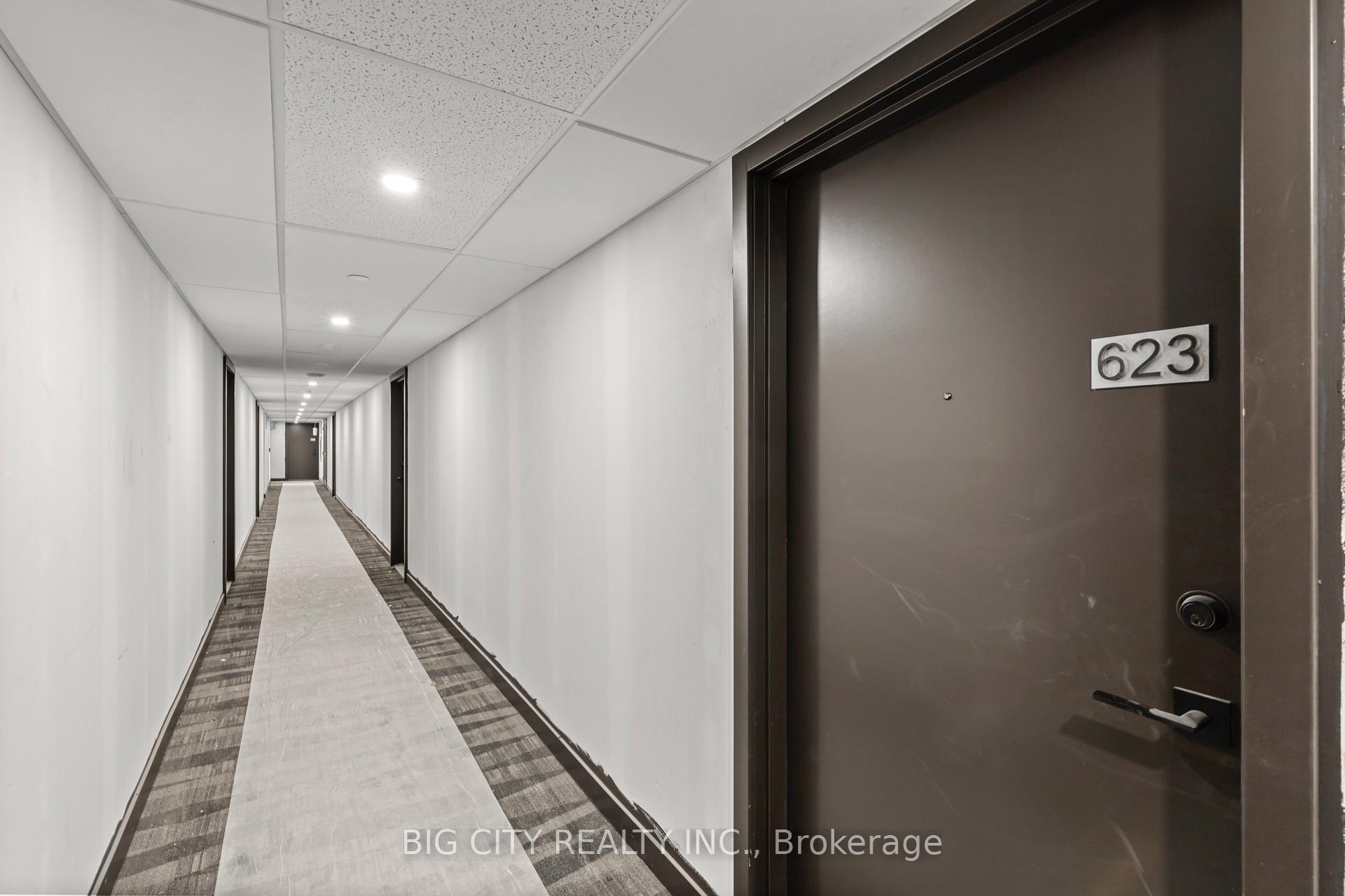 Photo 3 of Unit 623, 8119 Birchmount Road, Markham, Unionville — HOMEH