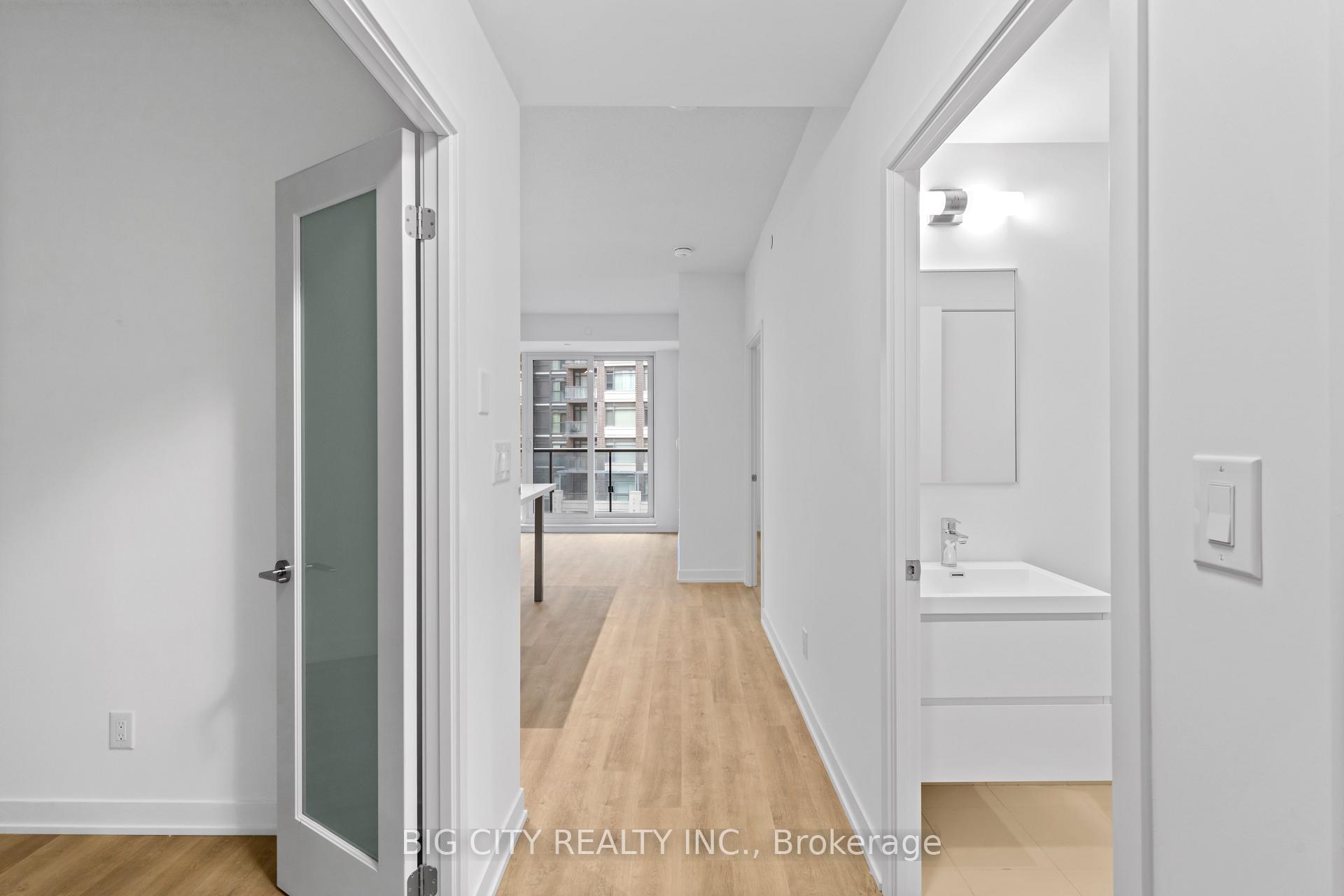 Photo 4 of Unit 623, 8119 Birchmount Road, Markham, Unionville — HOMEH