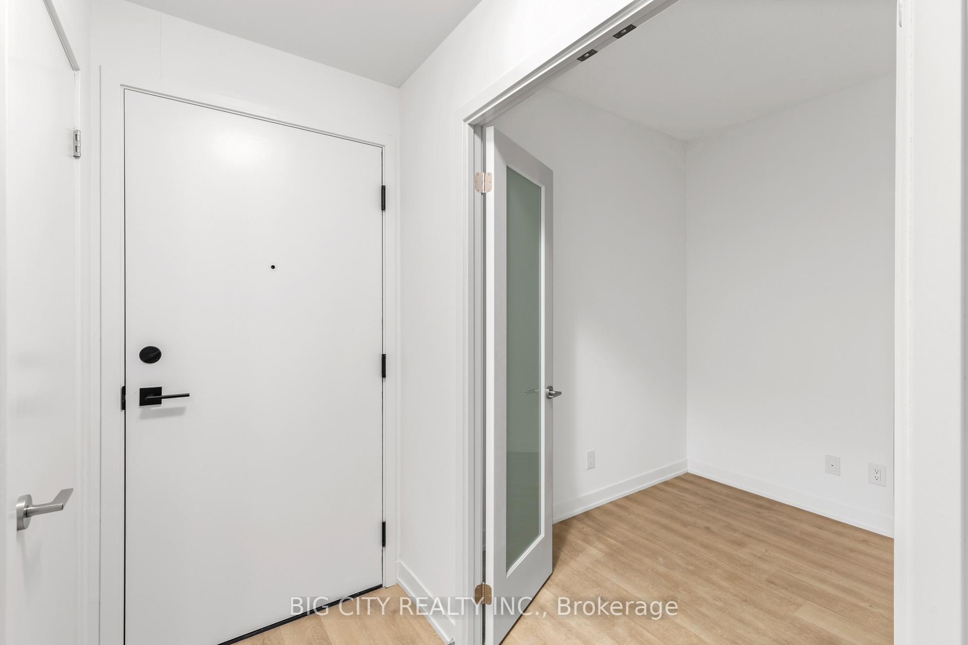 Photo 5 of Unit 623, 8119 Birchmount Road, Markham, Unionville — HOMEH