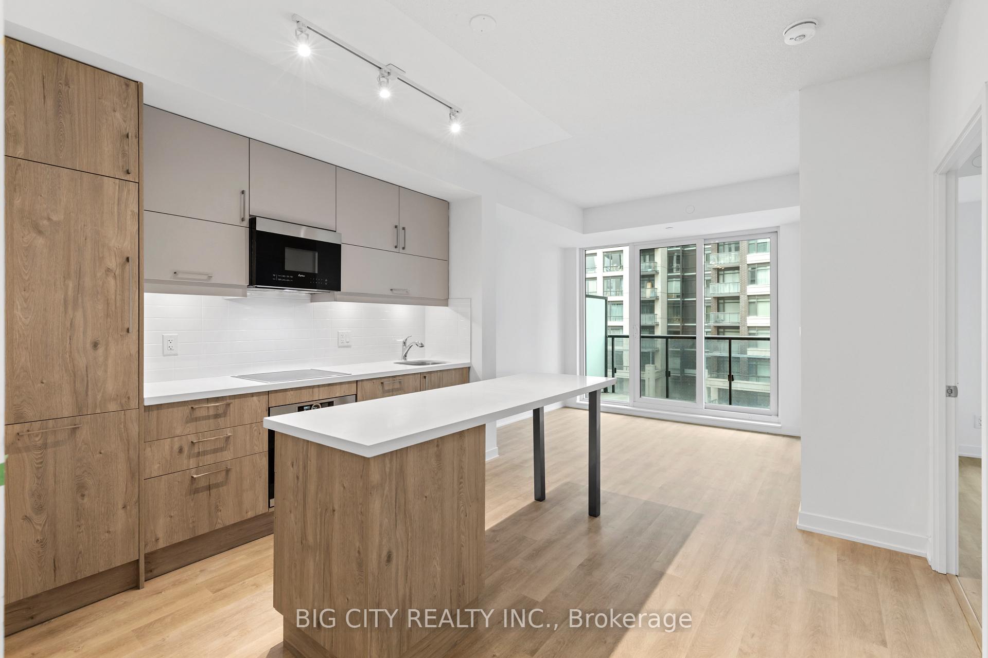 Photo 6 of Unit 623, 8119 Birchmount Road, Markham, Unionville — HOMEH