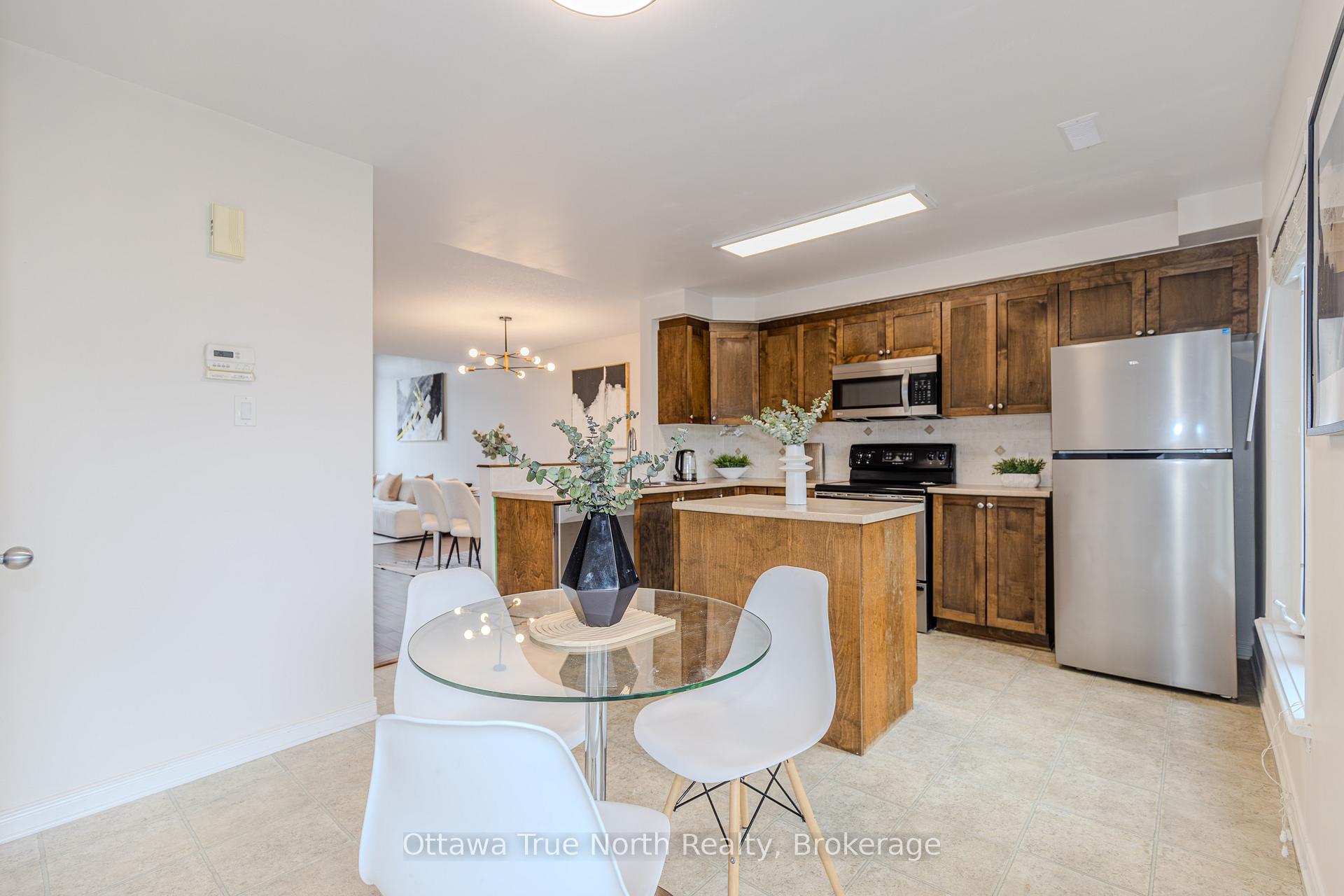 Photo 16 of Unit 9, 276 Keltie Private, Ottawa, Barrhaven - Longfields — HOMEH